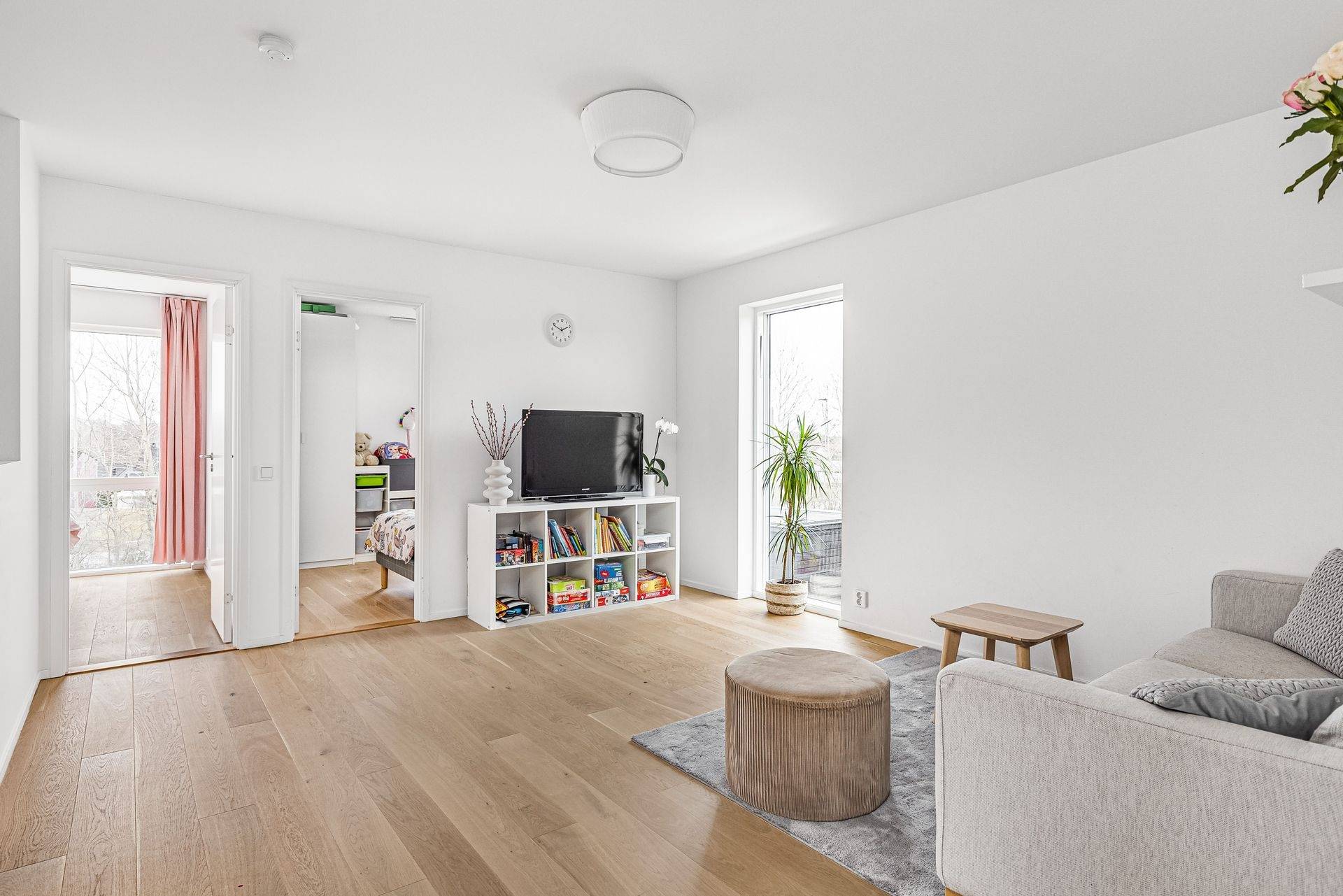 6 rum Par-/kedje-/radhus på Gustafstorpsvägen 20 Ljungsbro Linköpings kommun - bild 23