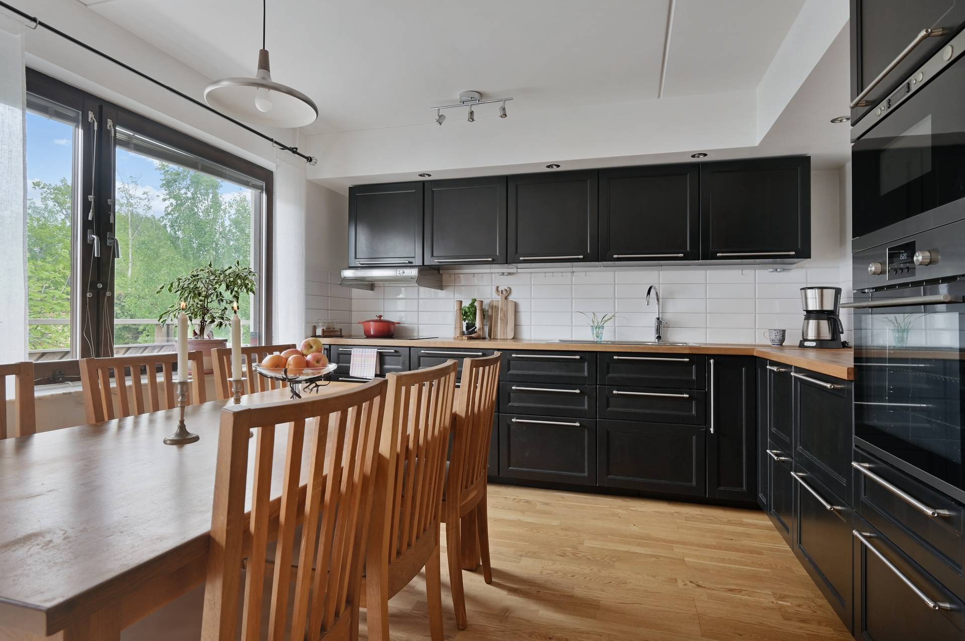 4 rum Radhus på Harmonivägen 36 Drevviksstrand Huddinge kommun - bild 4