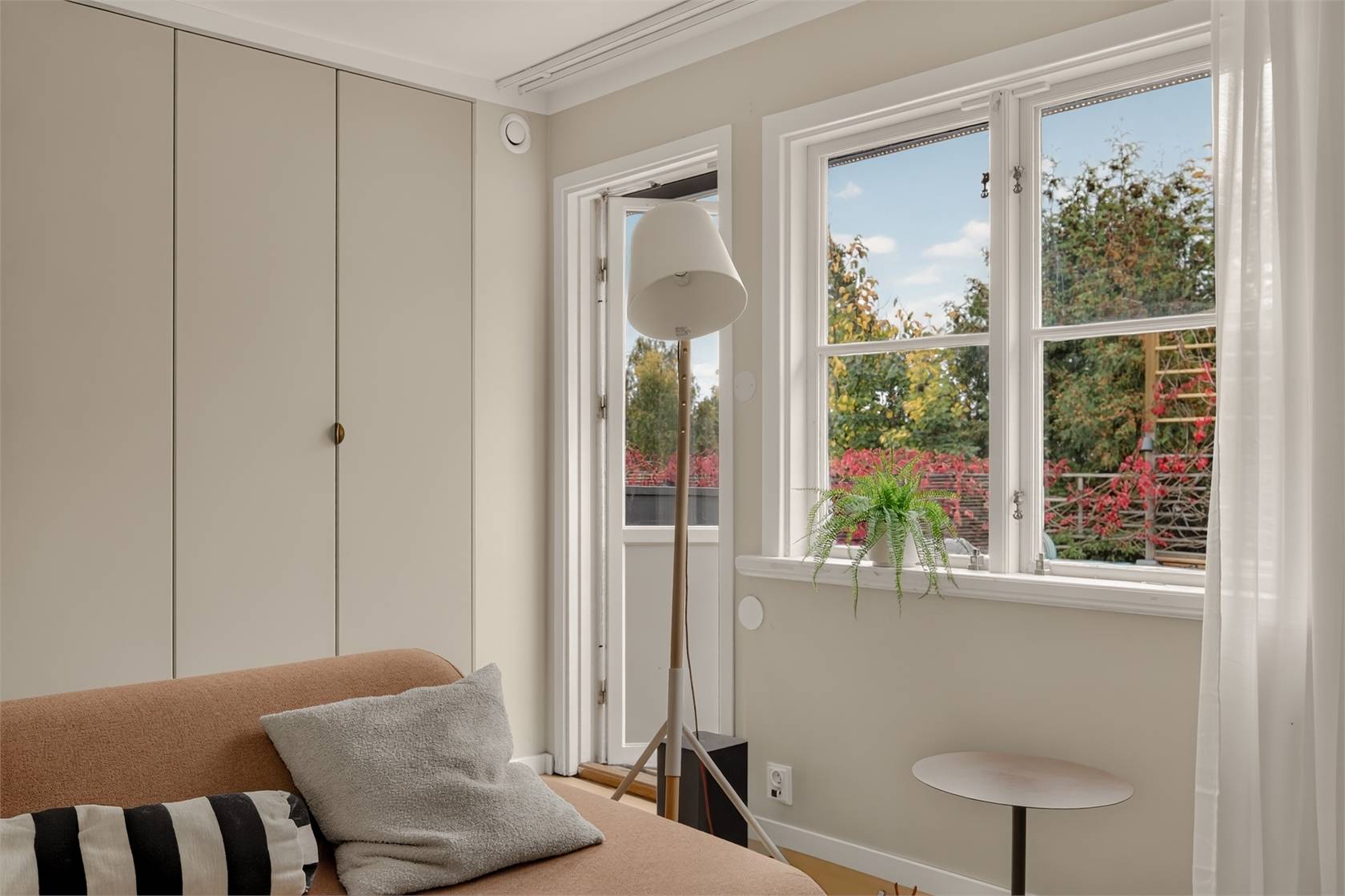194 m² Villa på Skansvägen 32 Edsviken Sollentuna kommun - bild 32