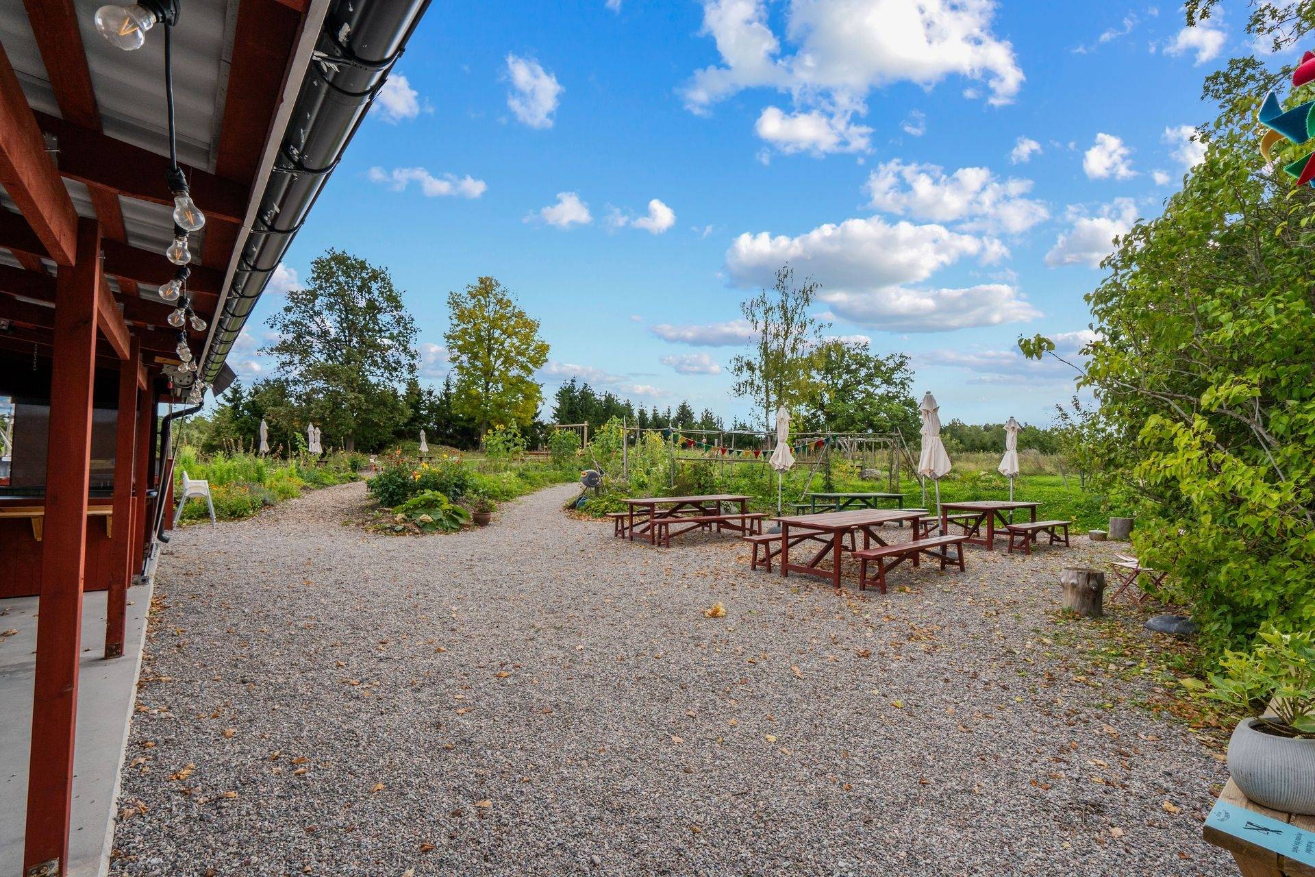 Gård/skog på Harry Martinsons väg 4 Vårdinge Södertälje kommun - bild 62