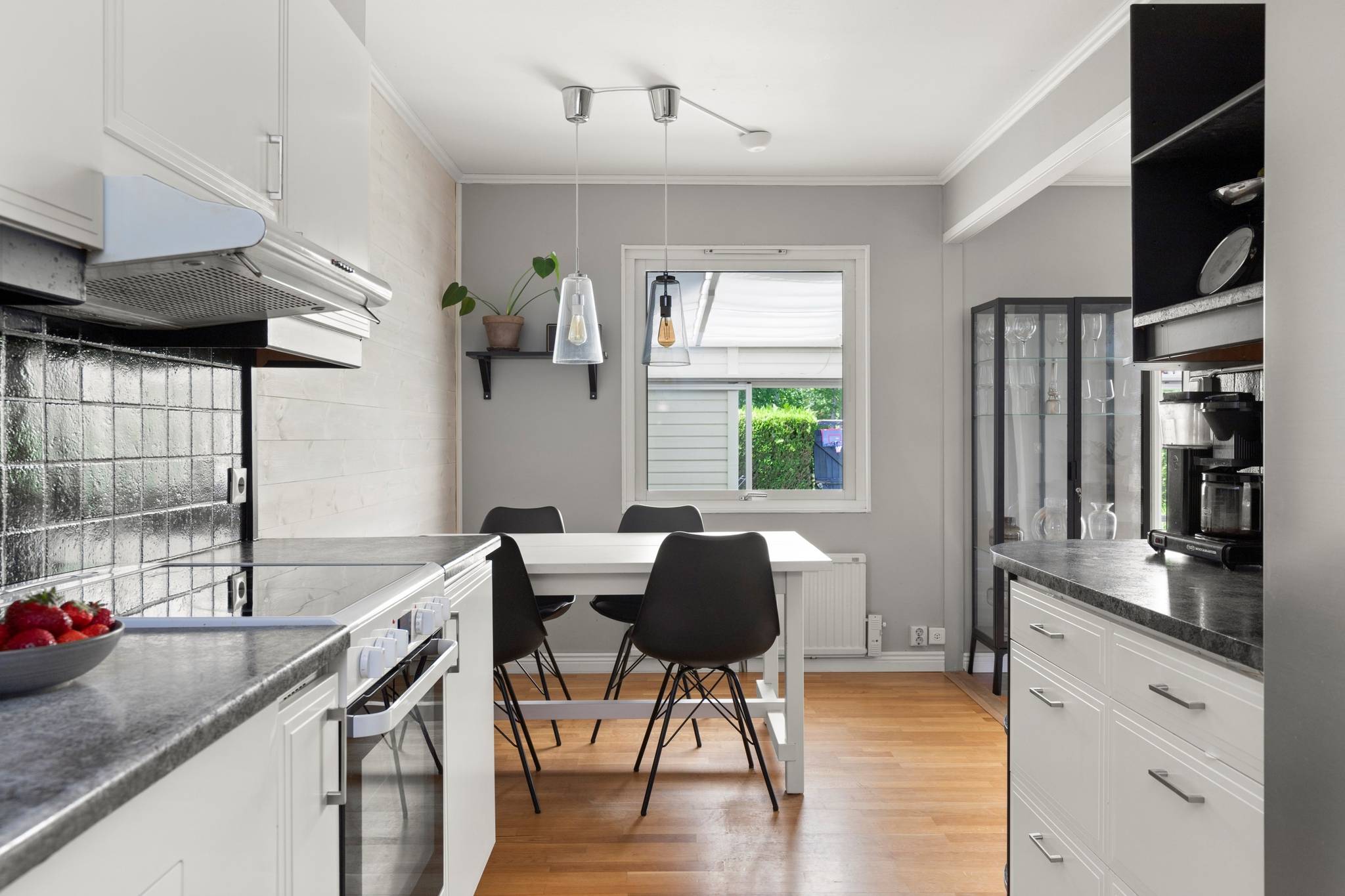 4 rum Radhus på Fäladsvägen 84 Centrala Bromölla Bromölla kommun - bild 9