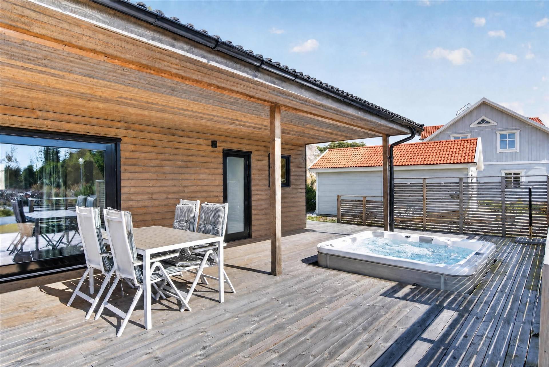4 rum vinterbonat fritidshus på Tjärehällsvägen 9 Tjärnö, Strömstads kommun - bild 4