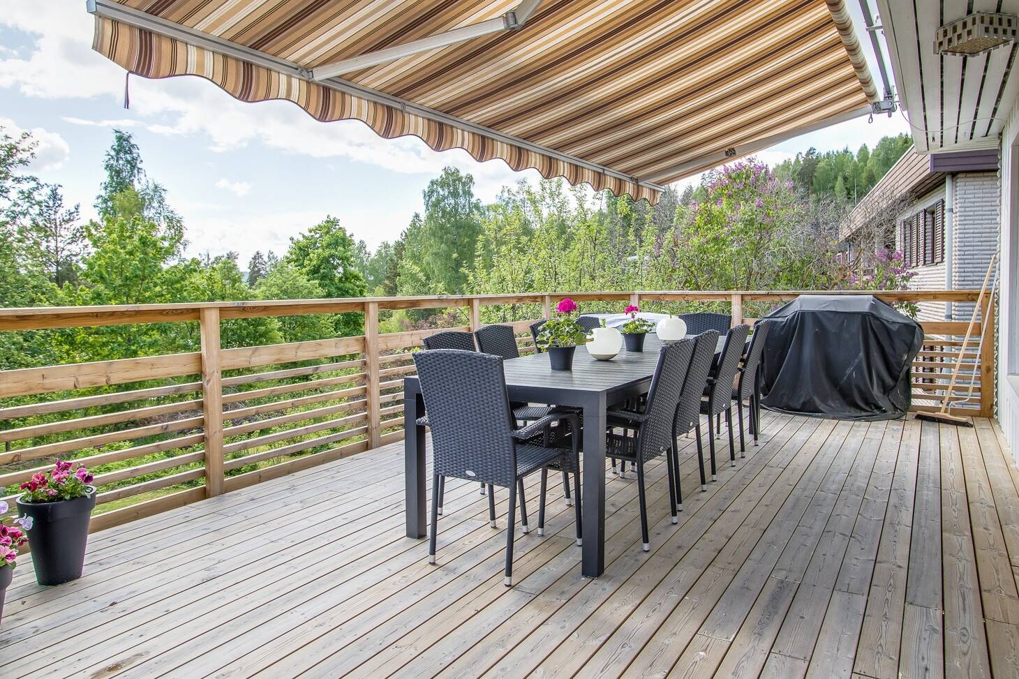 8 rum Villa på Tvillingvägen 5 Öhmans hage Smedjebackens kommun - bild 3