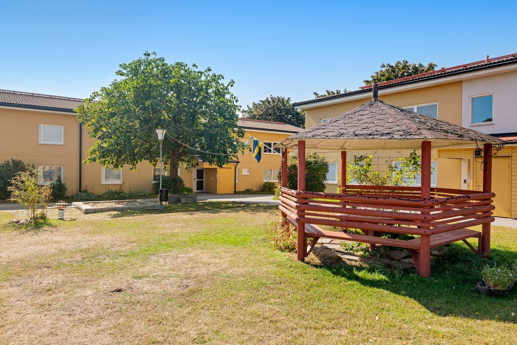 5 rum Lägenhet på Hundhamravägen 65 Botkyrka kommun - bild 21