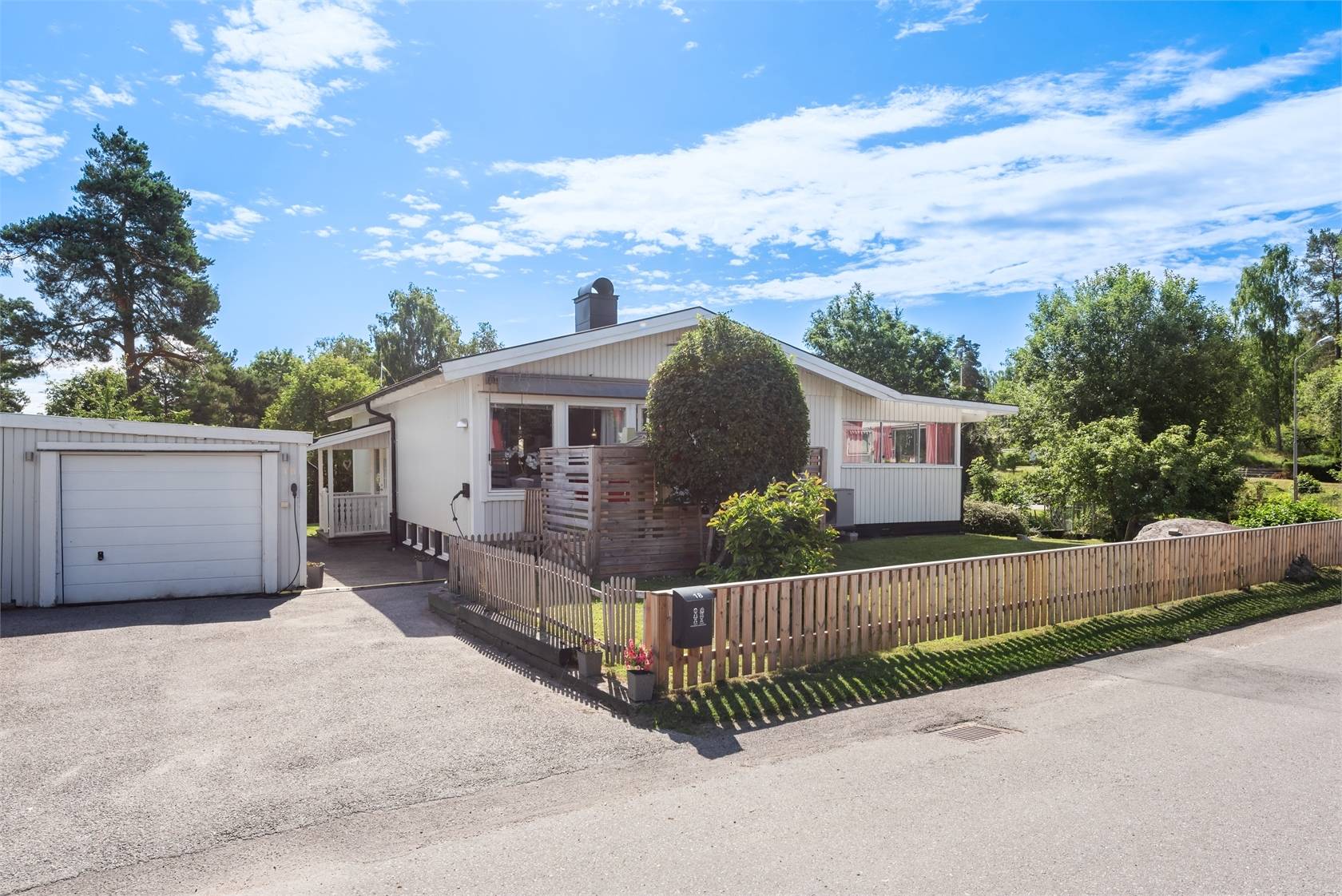 4 rum villa på Aspvägen 18 Hallstavik, Norrtälje kommun - bild 2