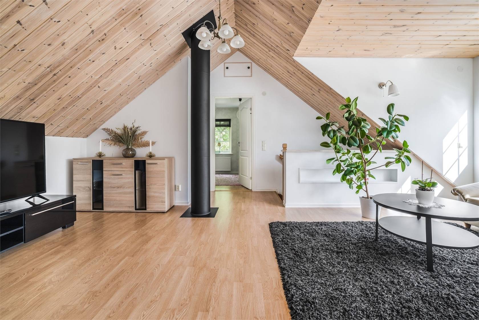 6 rum Villa på Skogsdungevägen 27 Stora Sundby Eskilstuna kommun - bild 15