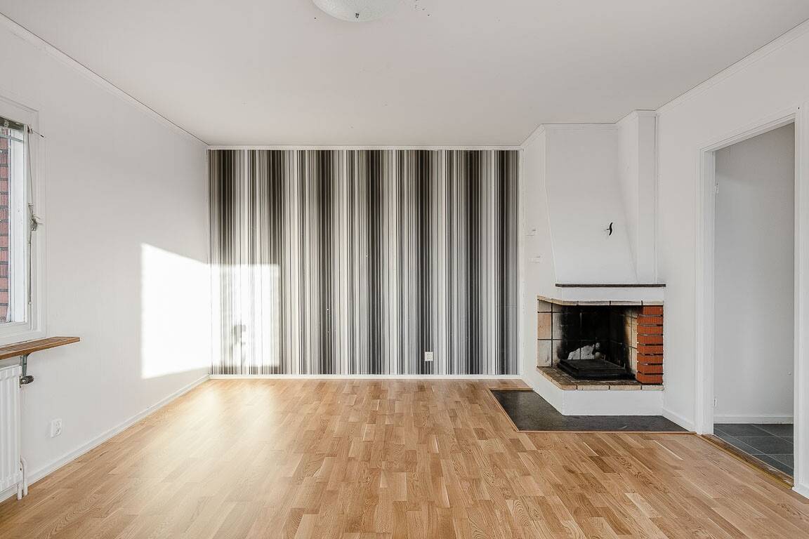 5 rum Villa på Skattegårdsvägen 6 Helås Vara kommun - bild 8