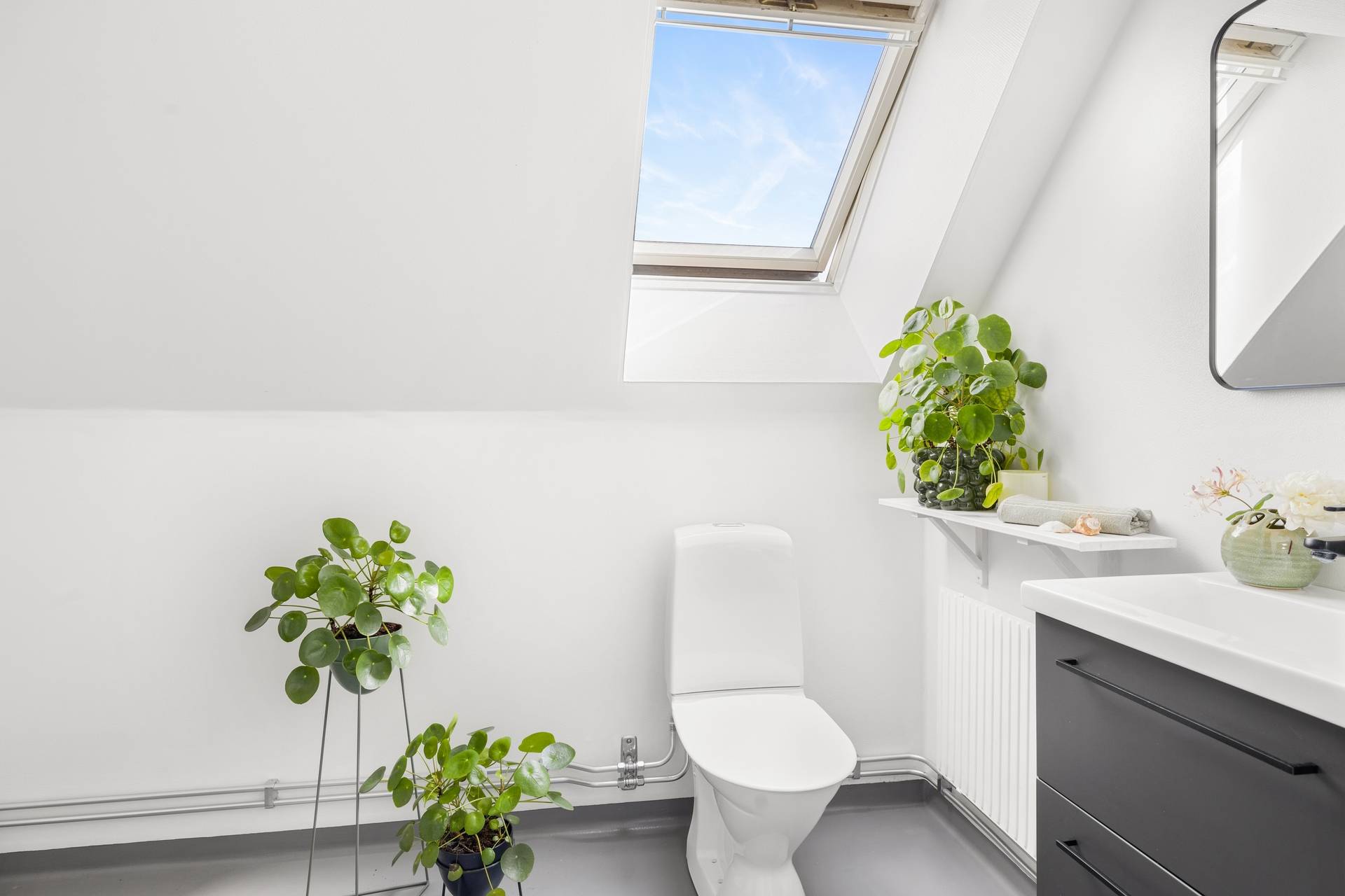 5 rum Kedjehus på Hjälmvägen 15 Köpingebro Ystads kommun - bild 33
