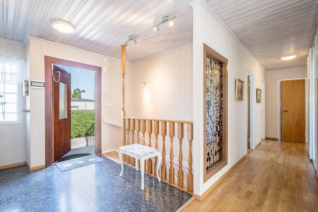 7 rum Villa på Fanjunkarevägen 12 Mesta Eskilstuna kommun - bild 14