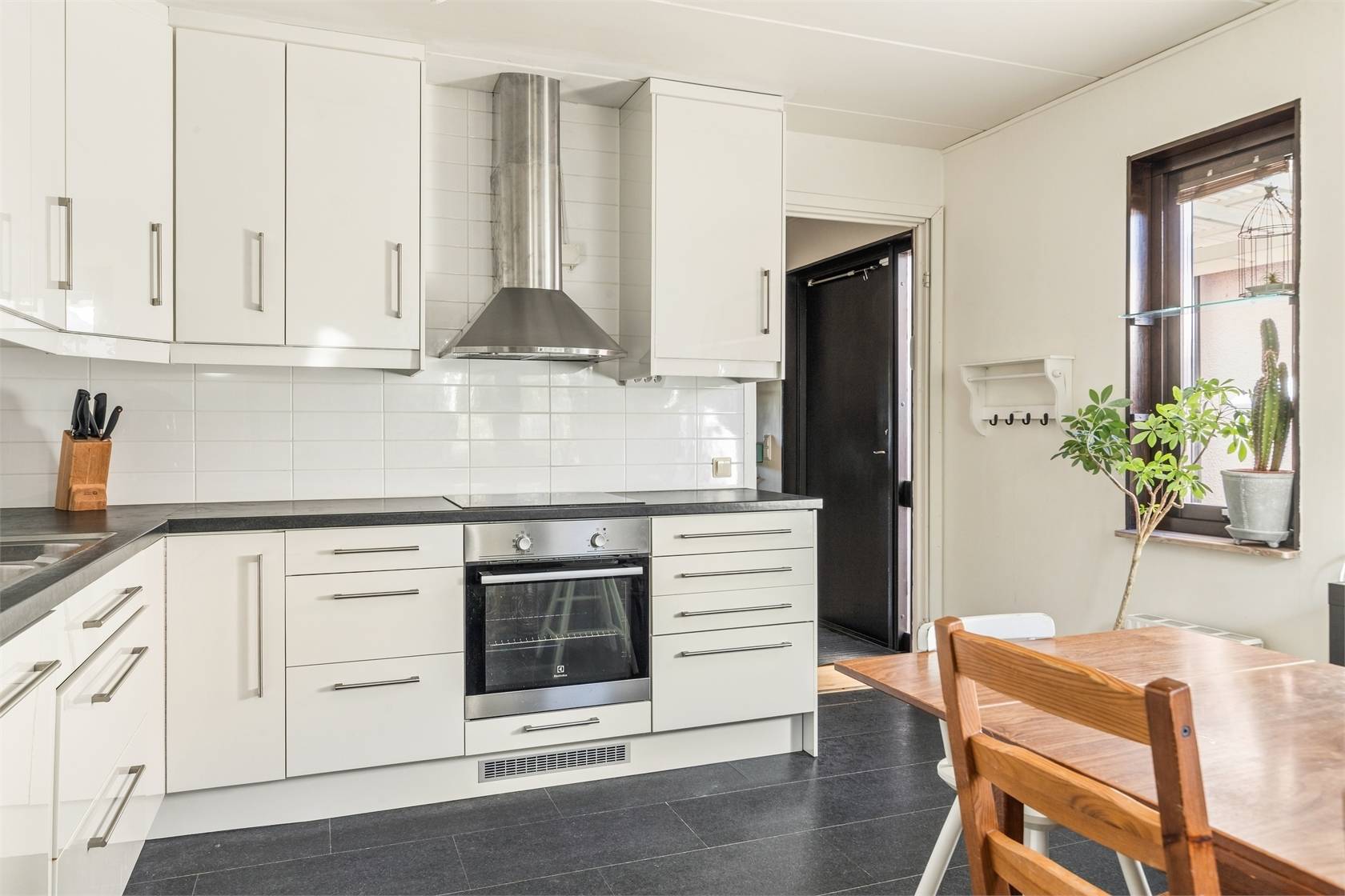 5 rum lägenhet på Fårhjordsvägen 60 Malmslätt/tokarp, Linköpings kommun - bild 5