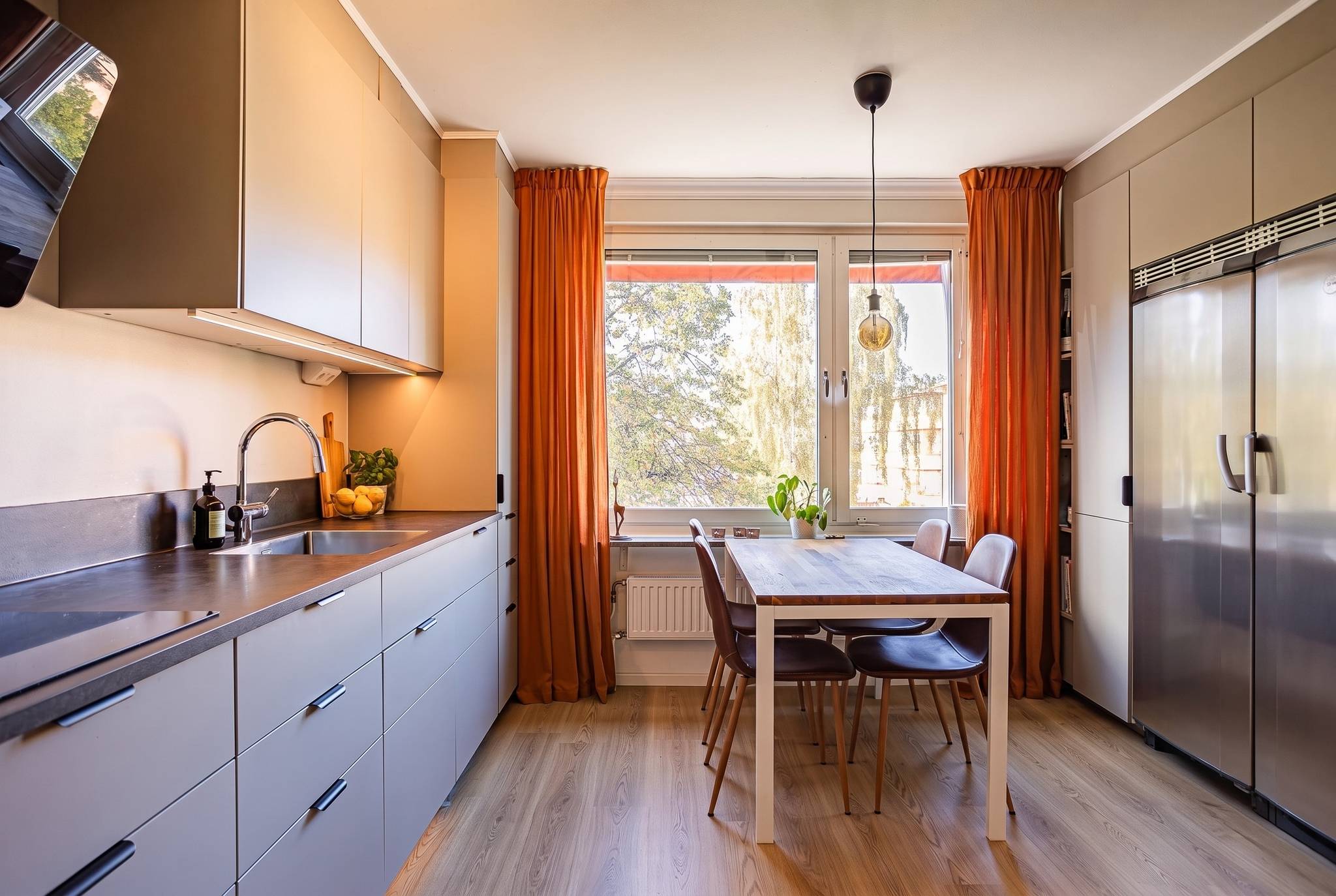 4 rum lägenhet på Gunnilbogatan 22A Malmaberg, Västerås kommun - bild 1