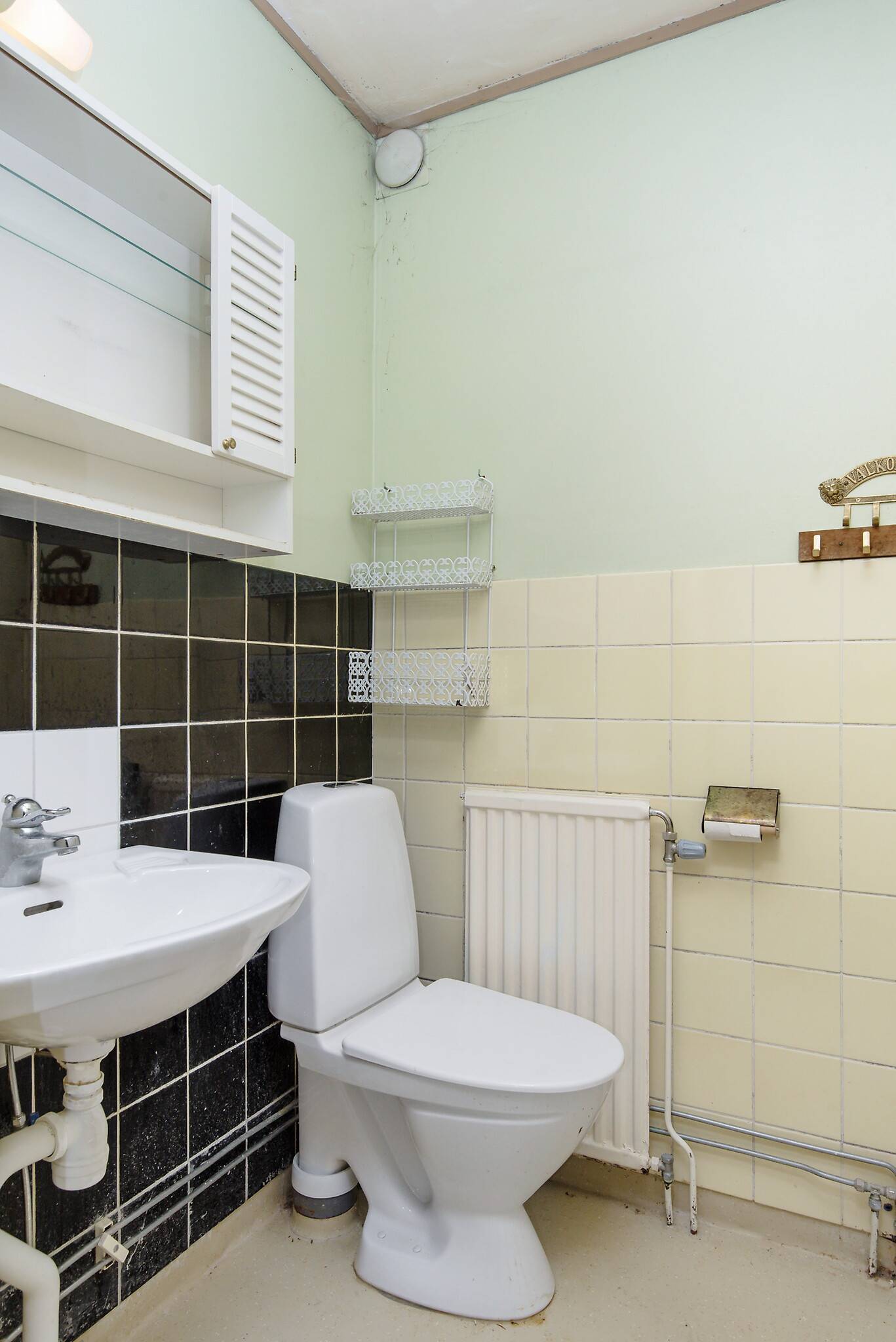 6 rum Villa på Fågelsjövägen 14 Äldre delen Borensberg Motala kommun - bild 11