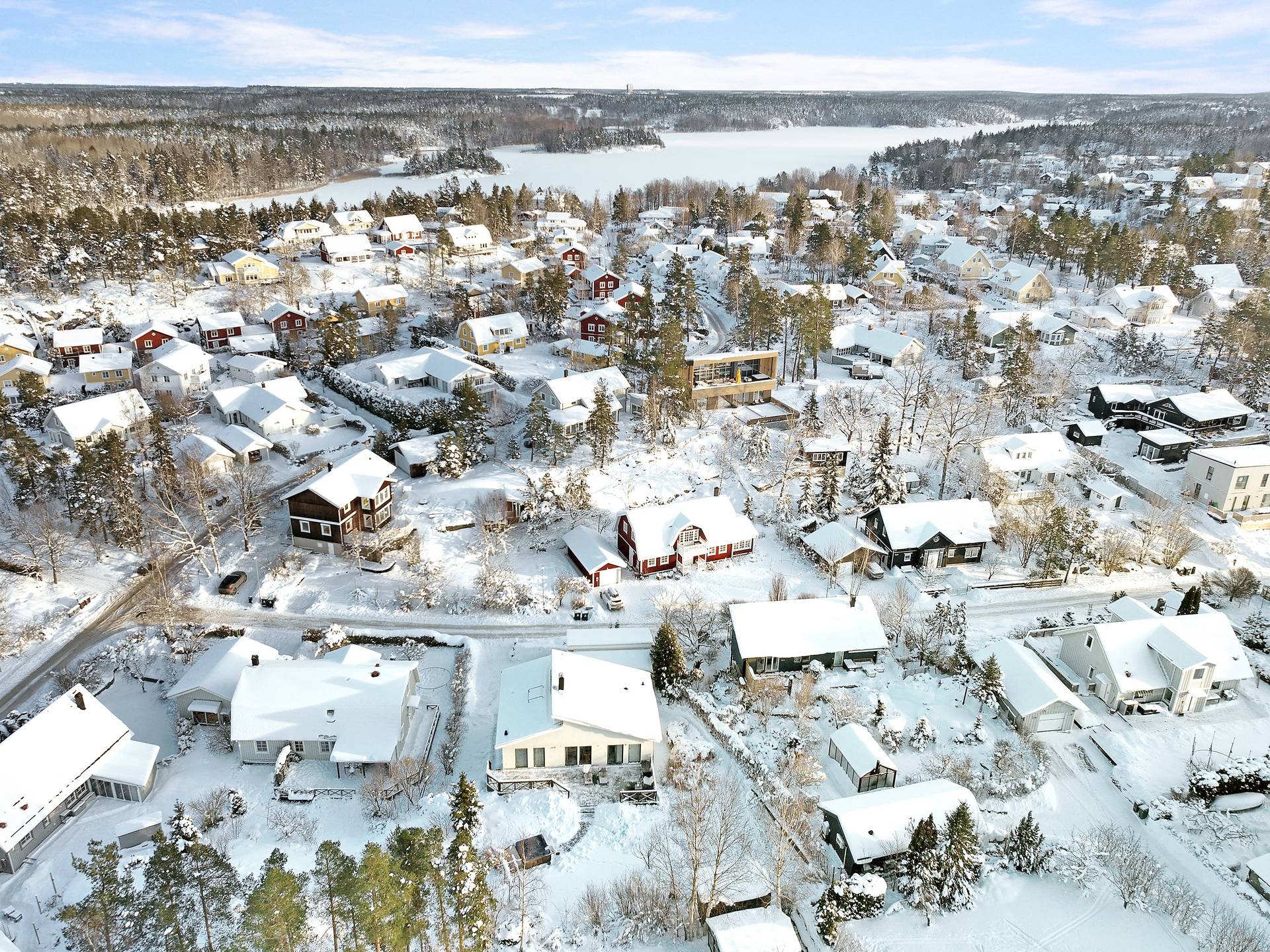 5 rum Villa på Blåsippsdalen 4 Sjöängen Huddinge kommun - bild 2