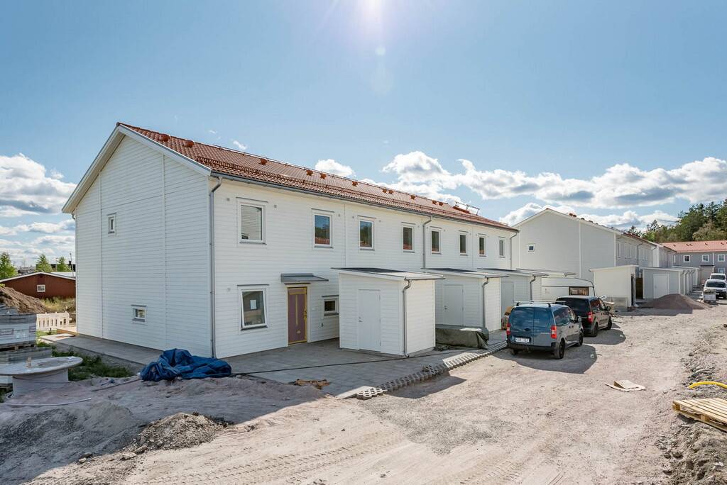 5 rum Par-/kedje-/radhus på Koordinatvägen 3 Skälby Västerås kommun - bild 9