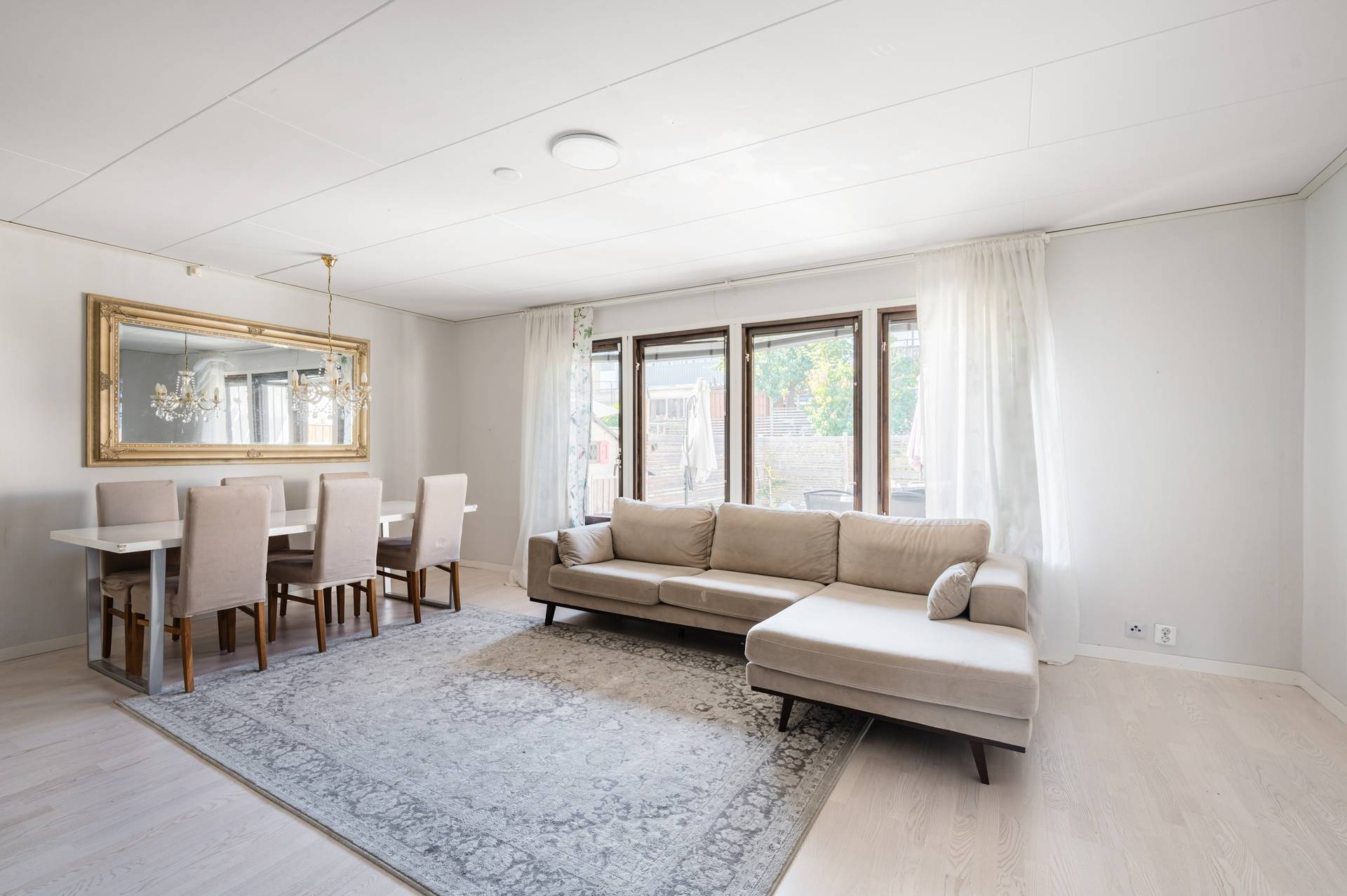 5 rum Radhus på Polkettstigen 91 Brunna - Kungsängen Upplands-Bro kommun - bild 8