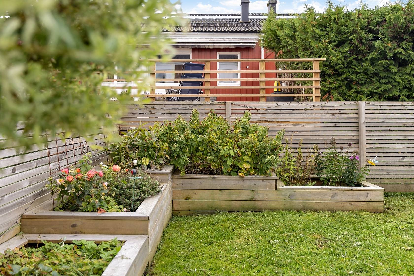 5 rum Radhus på Blomsterkungsvägen 142 Hässelby Norra Villastad Stockholms kommun - bild 4