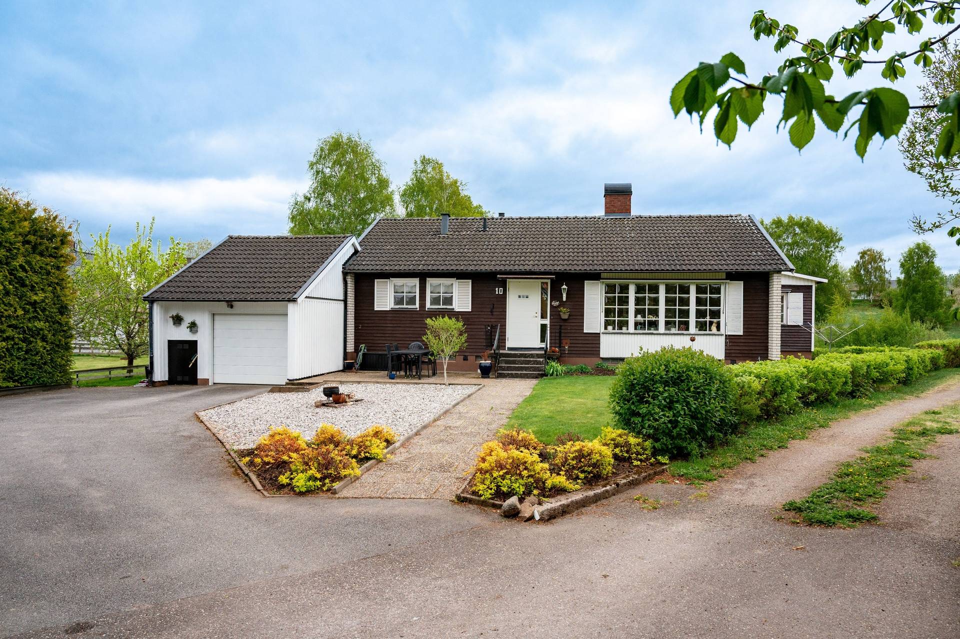 villa på Fredsgatan 10 Stenstorp, Falköpings kommun - bild 1