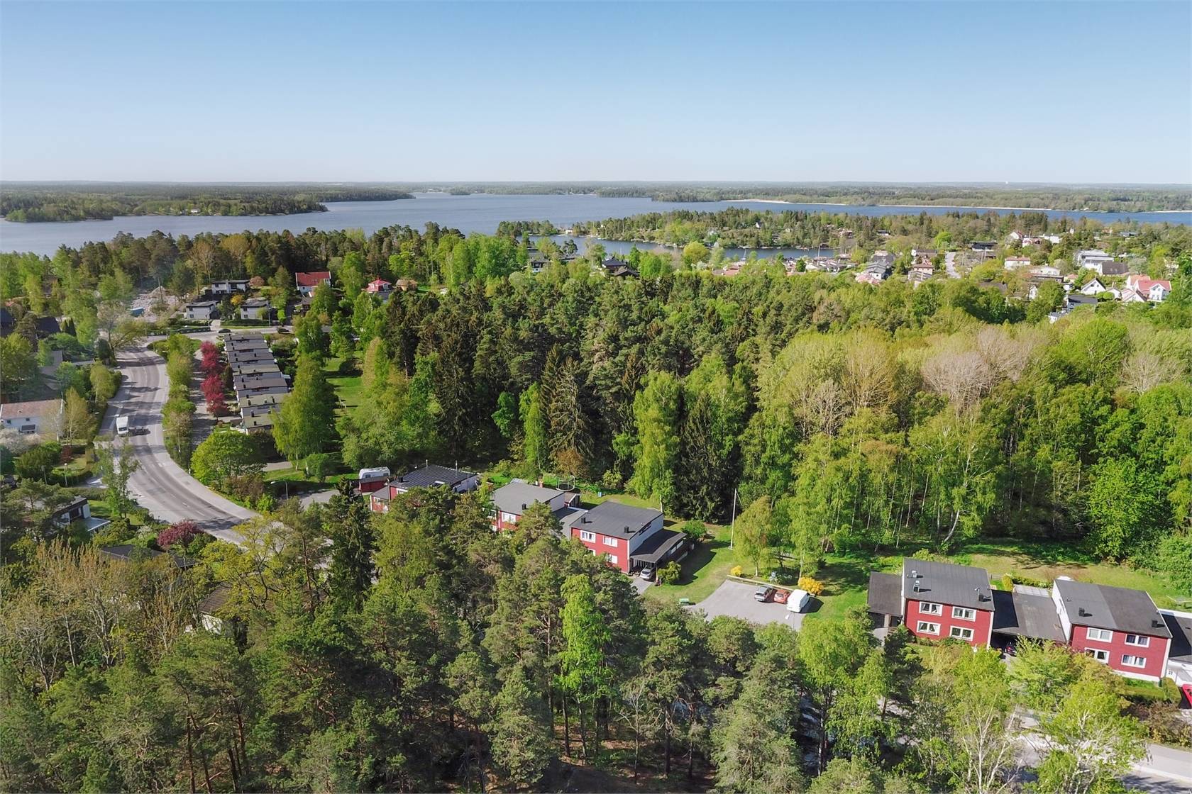 4 rum kedjehus på Sandviksvägen 41 Hässelby Södra Villastad, Stockholms kommun - bild 1