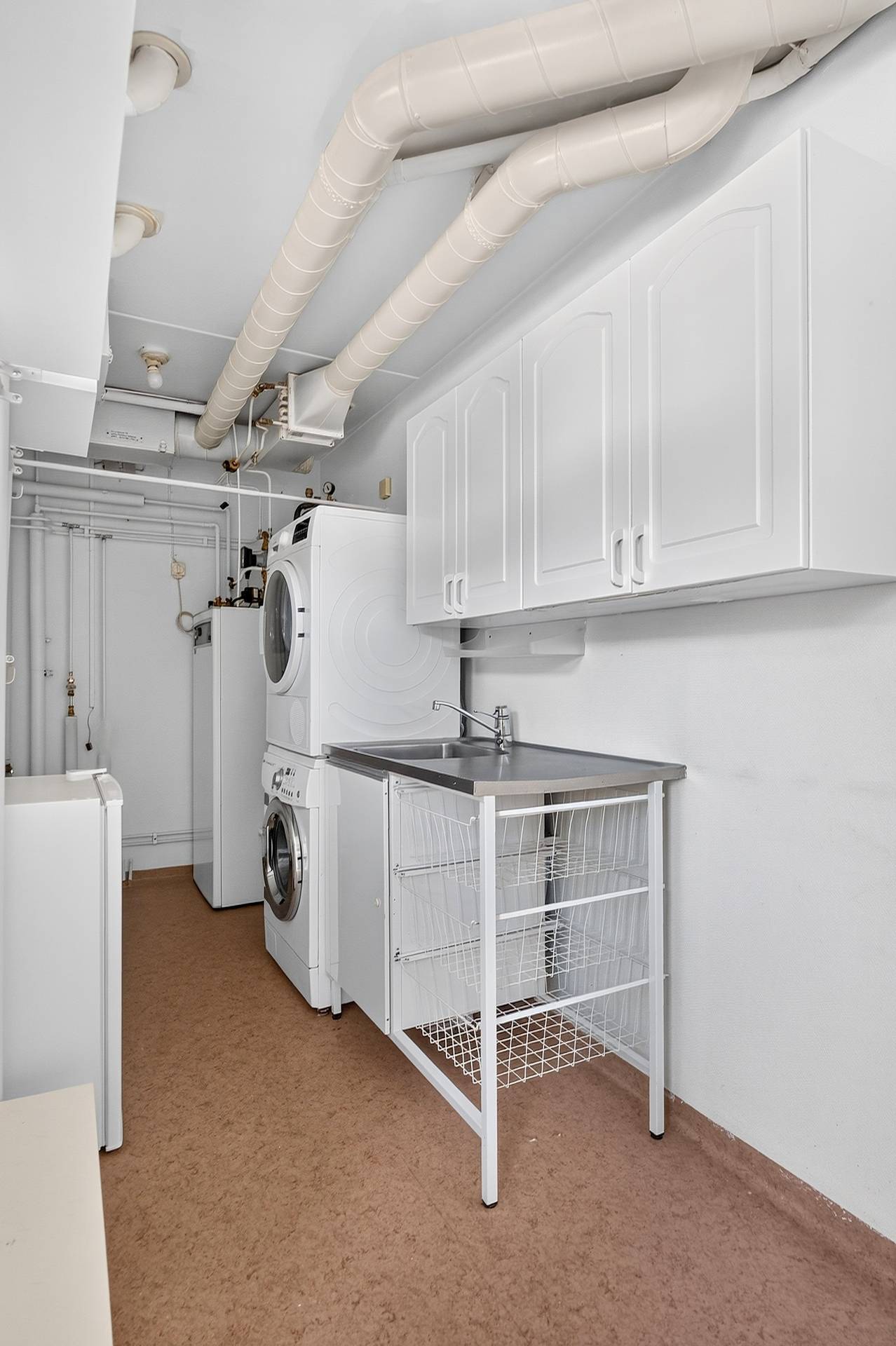 5 rum Radhus på Odlingsvägen 58 Lillkyrka Enköpings kommun - bild 14