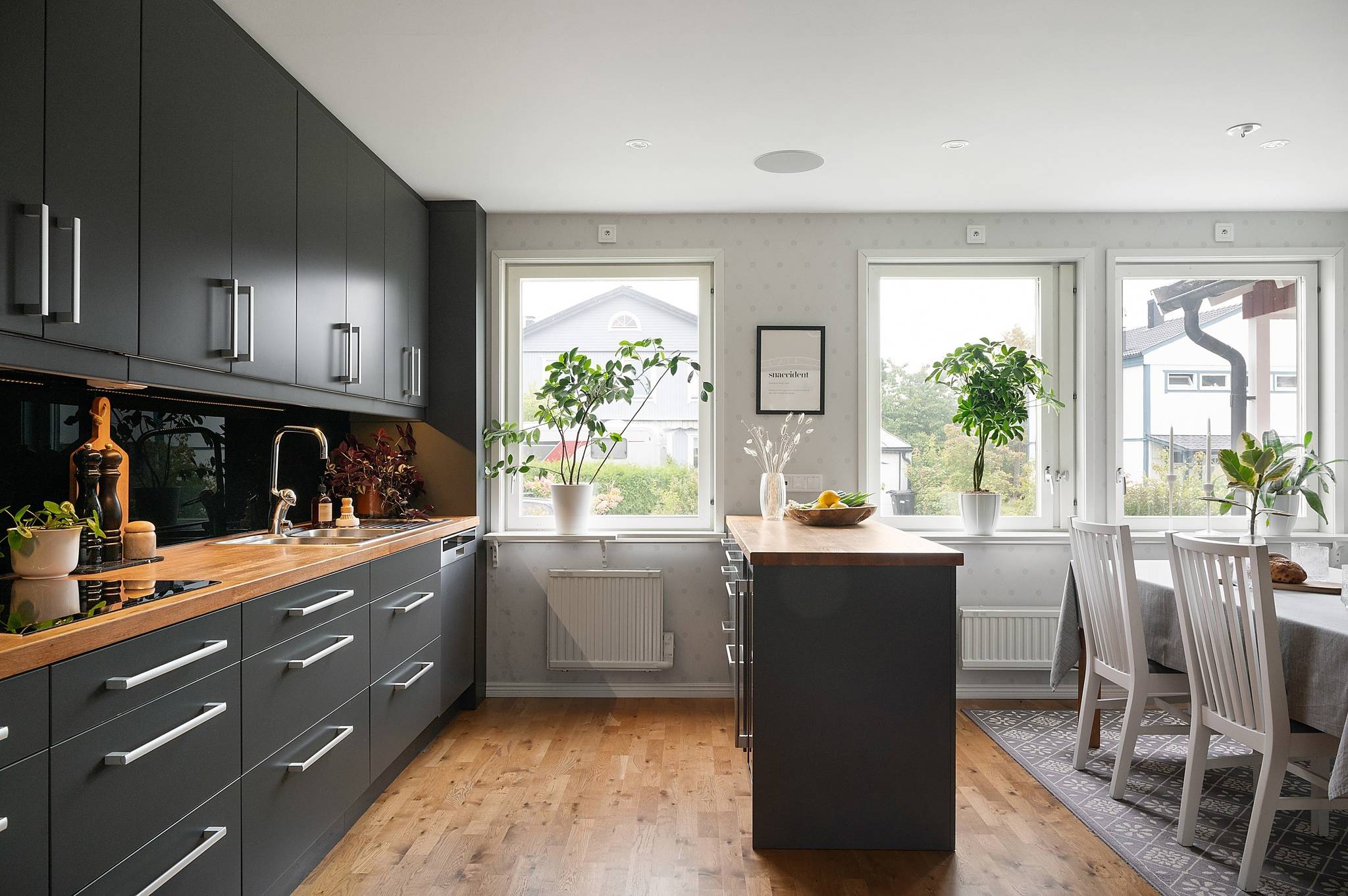 5 rum Villa på Tibastvägen 7 Hässelby - Södra Villastad Stockholms kommun - bild 4
