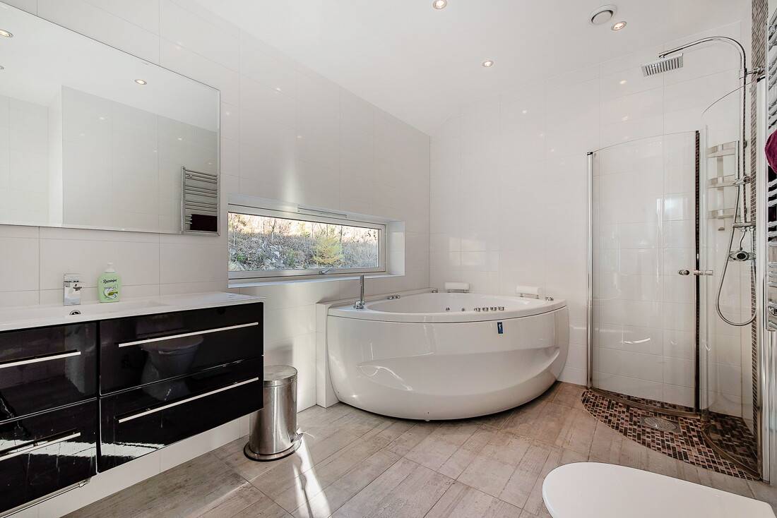 5 rum Villa på Gustav Adolfsvägen 26a Glömsta Huddinge kommun - bild 19