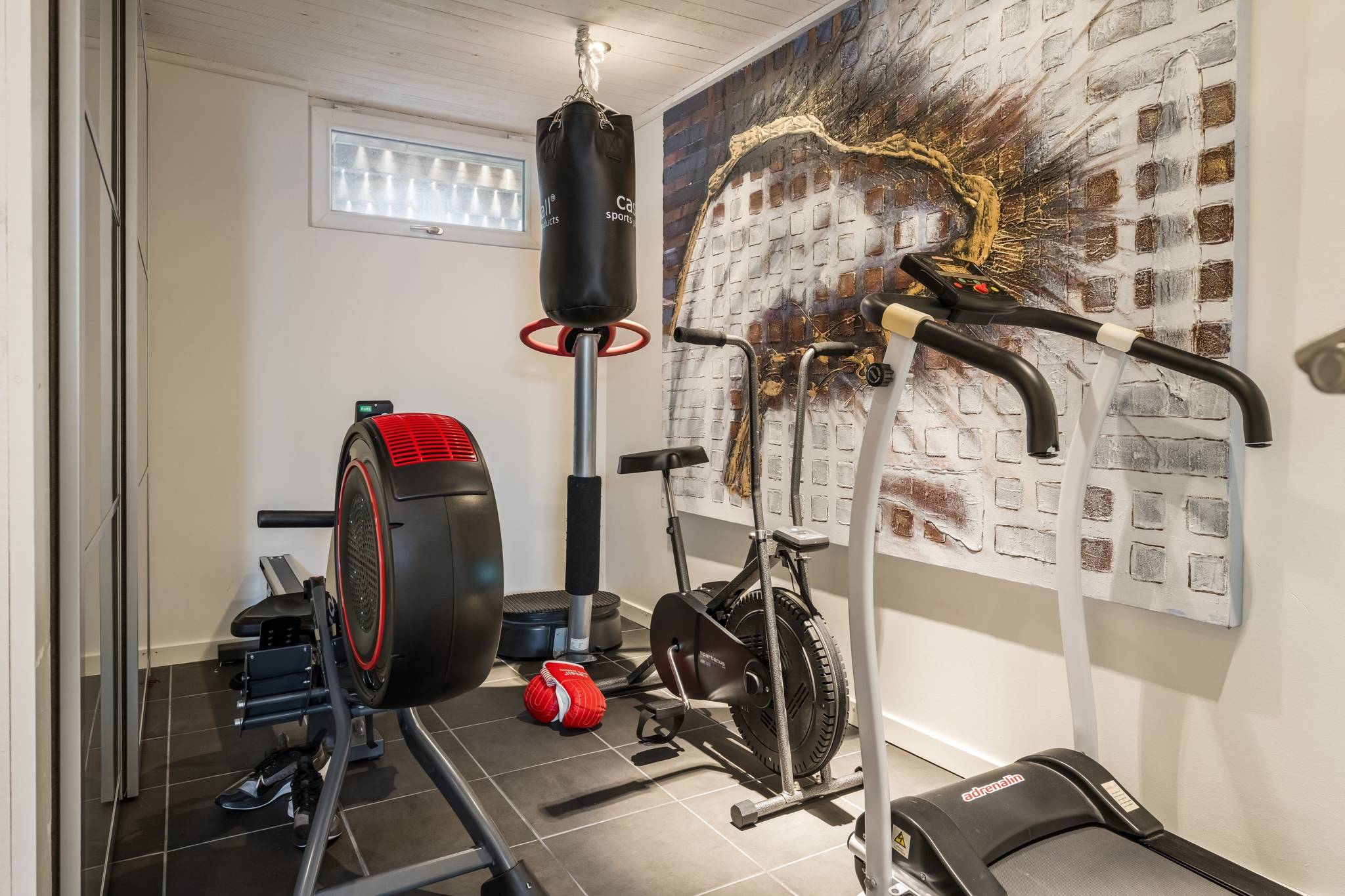 8 rum Villa på Björkallén 21 Rostastrand Örebro kommun - bild 34