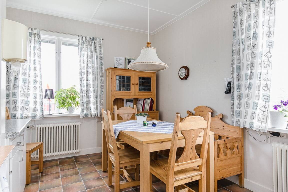 188 m² Villa på Rådagatan 27 Centralt Lidköpings kommun - bild 23