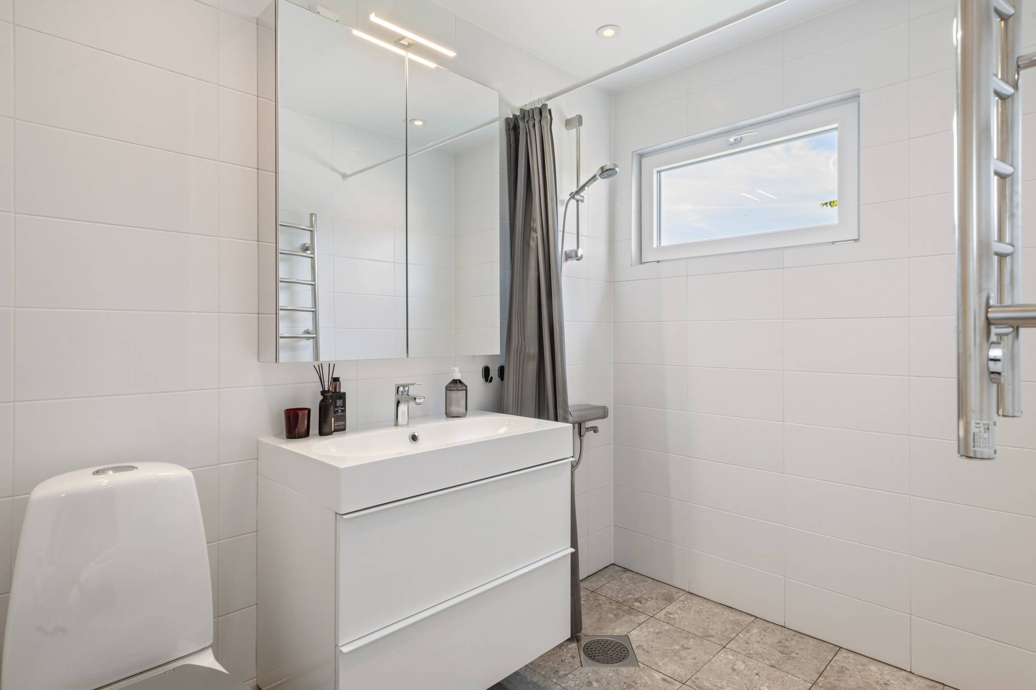 5 rum Radhus på Dianavägen 30 Gribbylund Täby kommun - bild 13