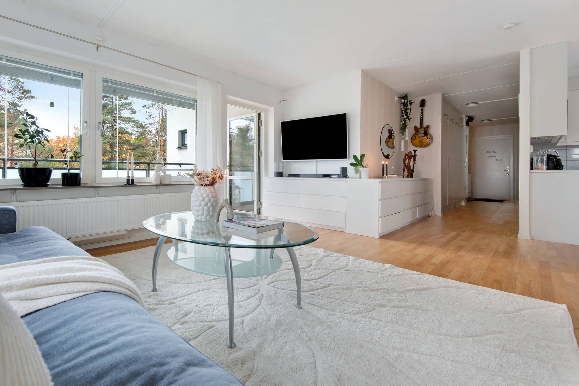 3 rum Lägenhet på Ljusnevägen 2, 1tr Bagarmossen Stockholms kommun - bild 3
