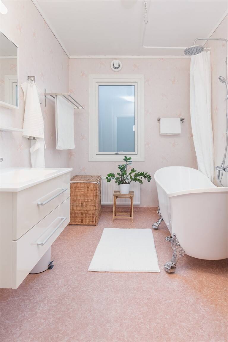 4 rum Villa på Slåtthagsvägen 6 Ölme Kristinehamns kommun - bild 25