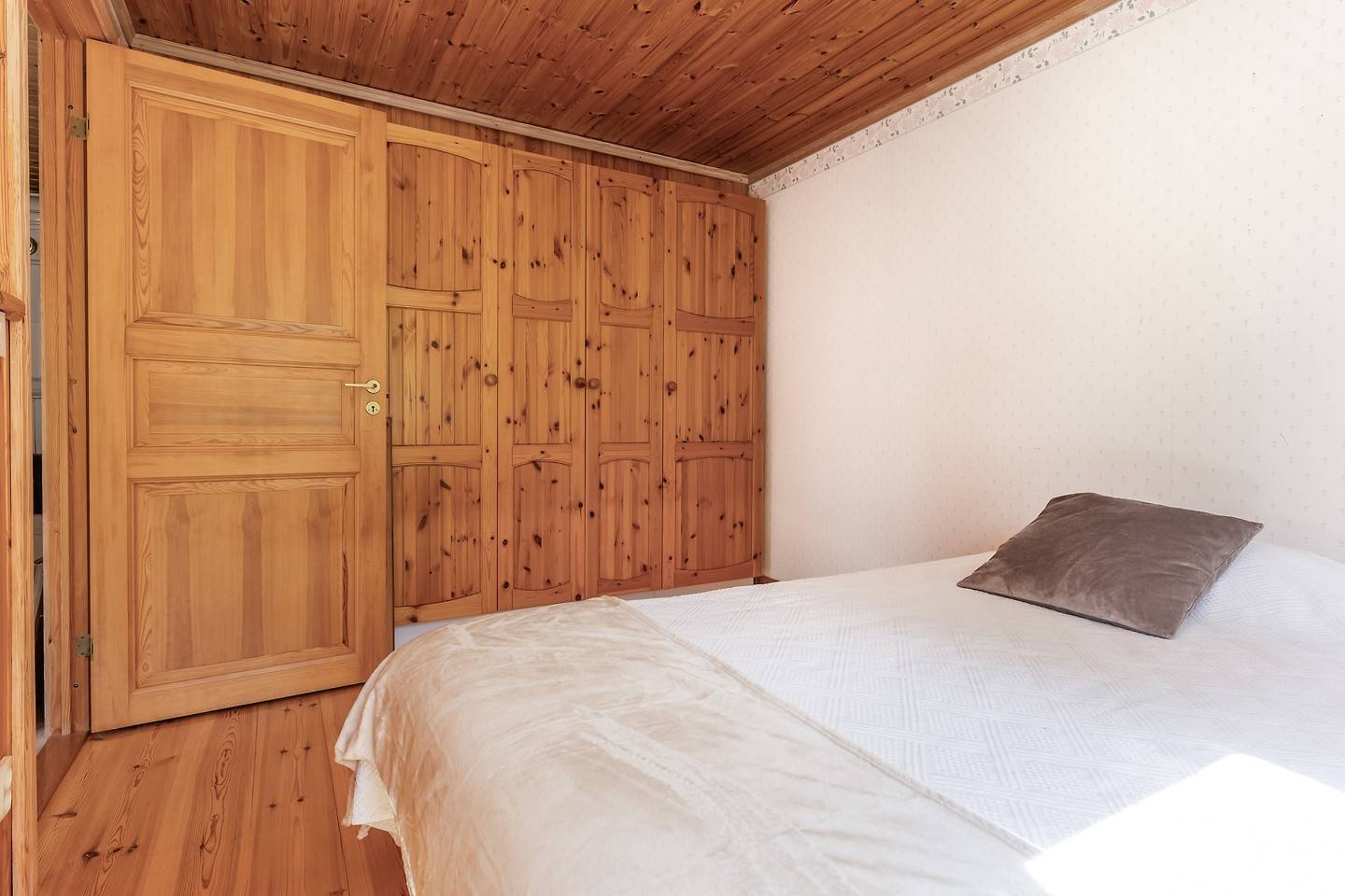 5 rum Vinterbonat fritidshus på Rånäsvägen 12 Rånäsberget Smedjebackens kommun - bild 25