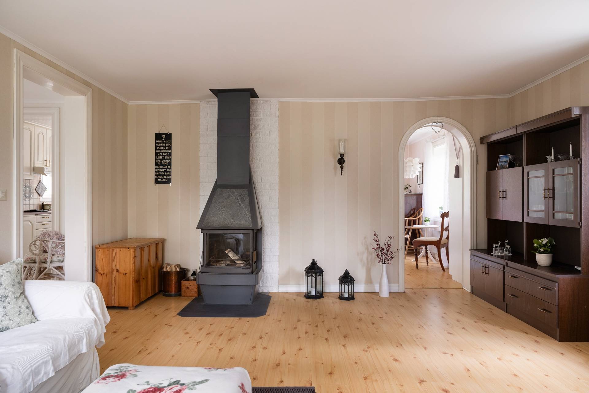5 rum Gård/skog på Mellringe gård 1 Läggesta/Hedlandet Mariefred Strängnäs kommun - bild 32
