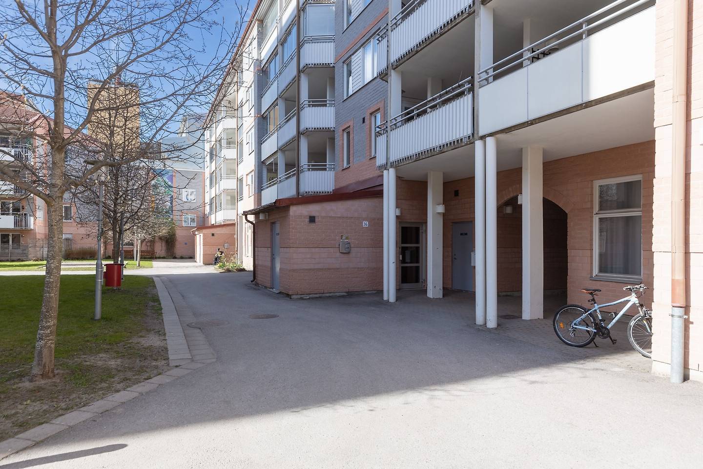 3 rum Lägenhet på Södra Kungsgatan 36 Centralt Gävle kommun - bild 2