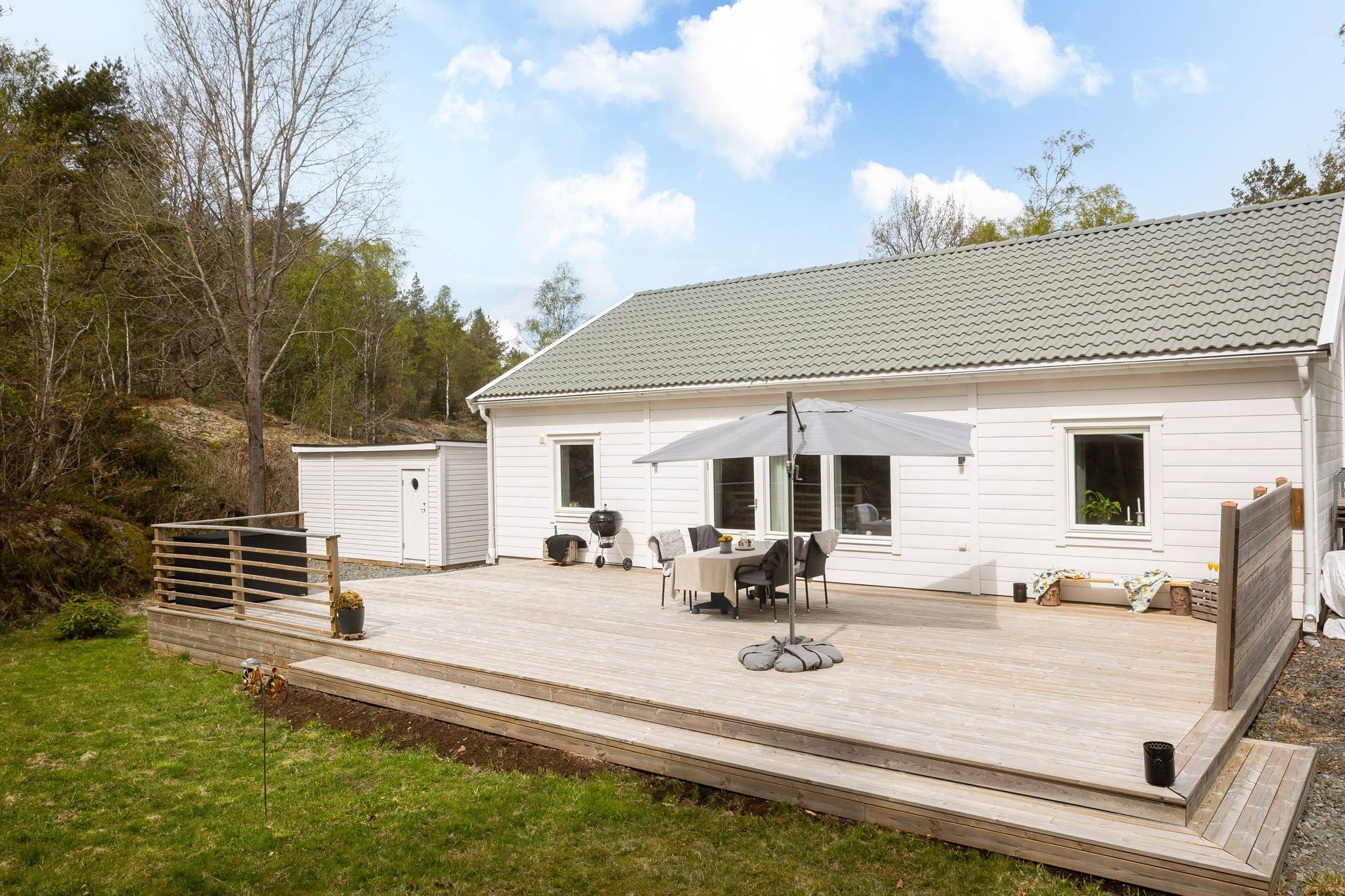 4 rum villa på Åsebyberg 883 Kode, Kungälvs kommun - bild 1