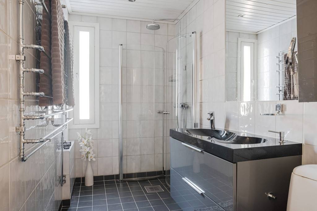 5 rum Radhus på Senapsvägen 27 Ekerö kommun - bild 8