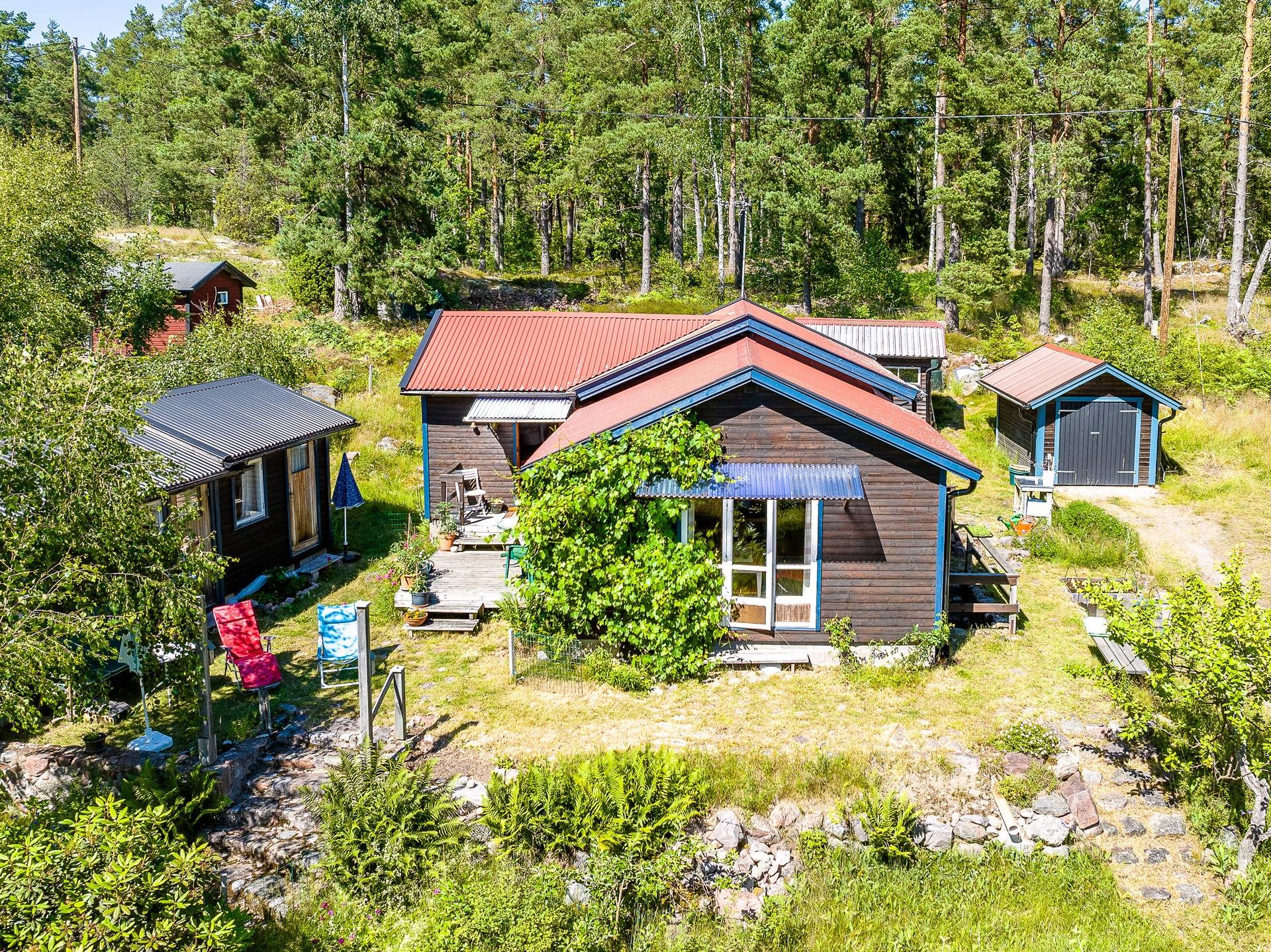 3 rum Fritidshus på Lilla Rätö Ängalag tre tomt 121 Västervik Västerviks kommun - bild 2