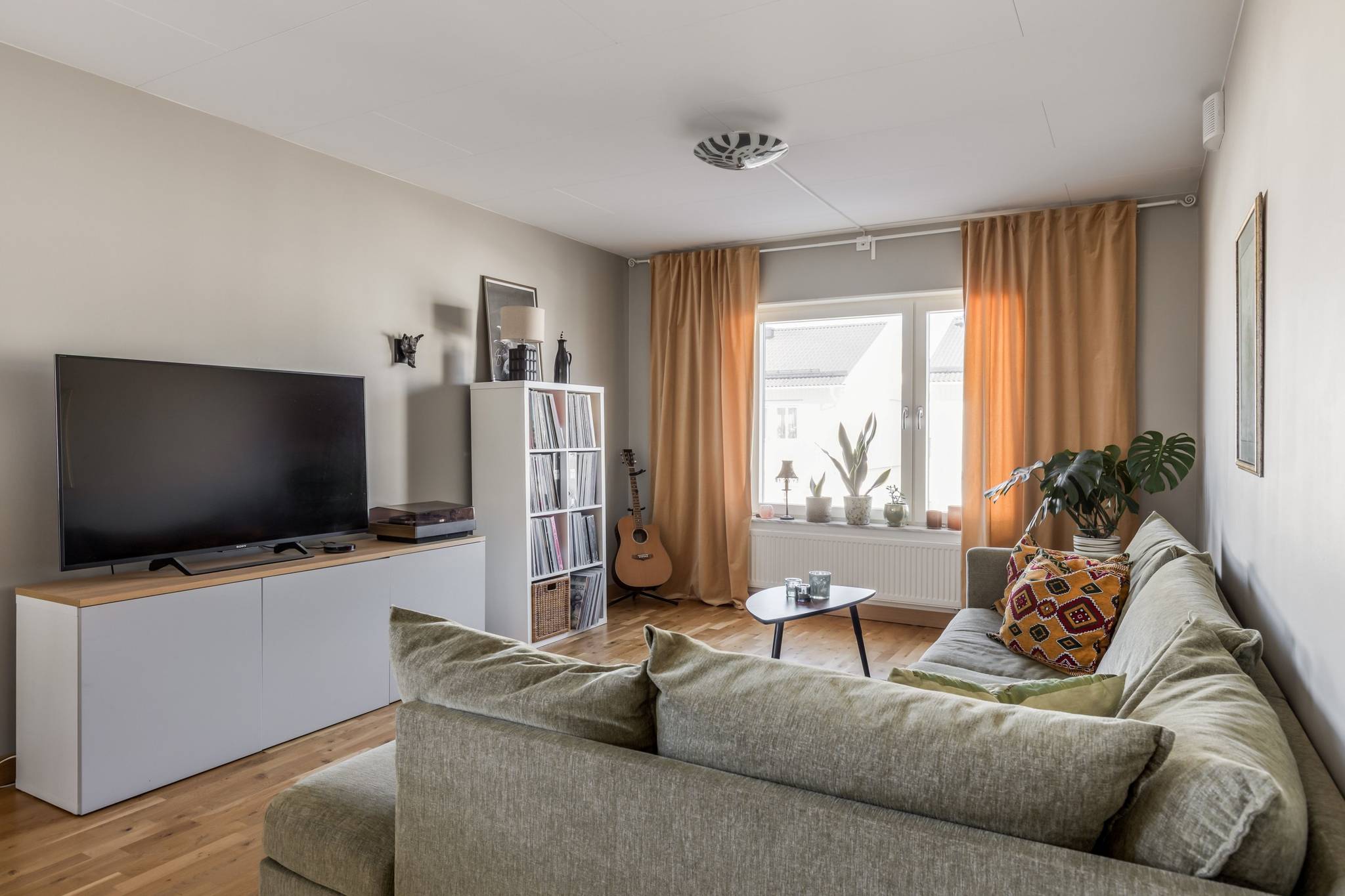 2 rum Lägenhet på Kiwigatan 9 Nyponlunden Örebro kommun - bild 2