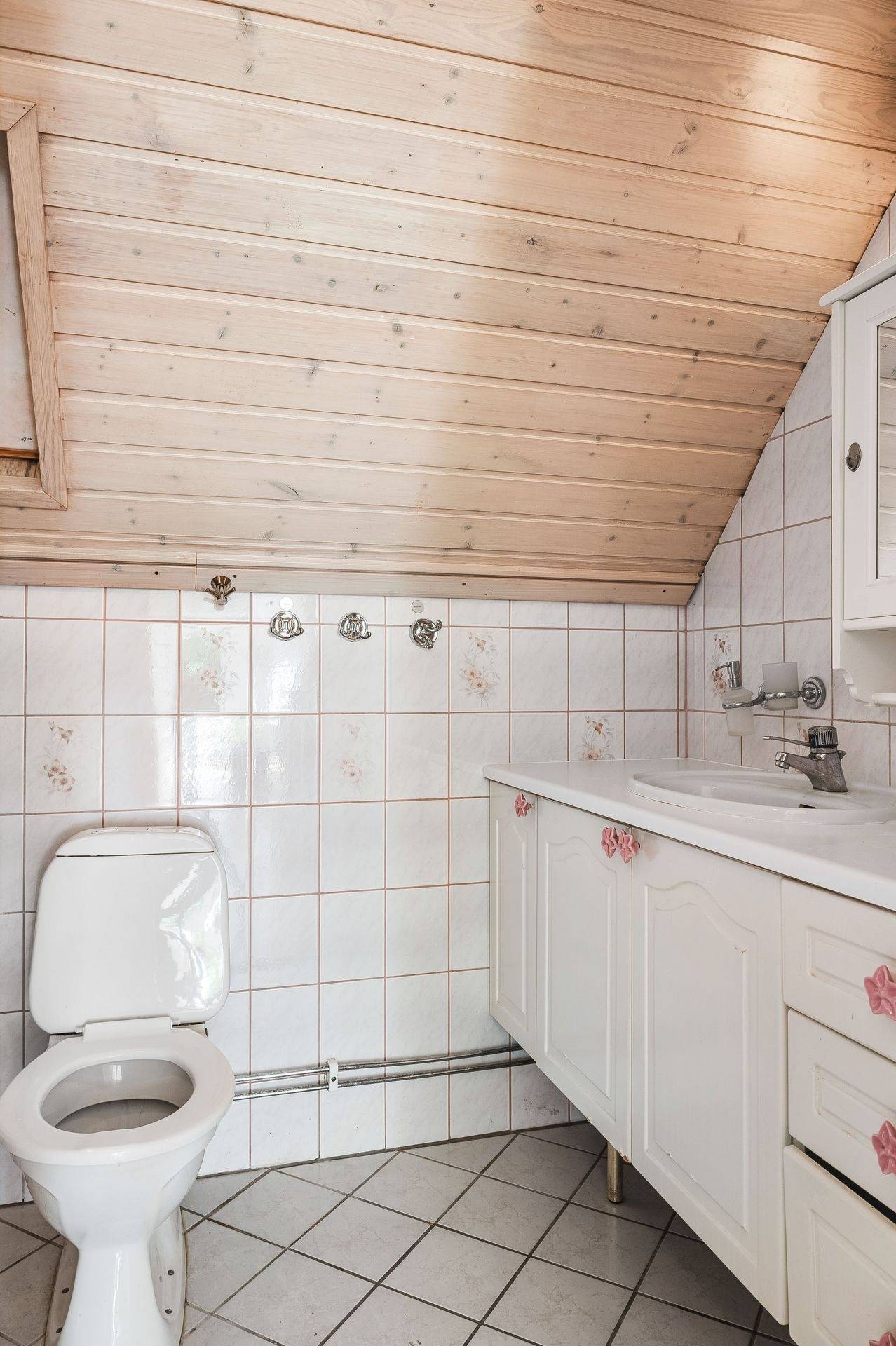 9 rum Villa på Segersängsvägen 25 Sorunda Nynäshamns kommun - bild 34