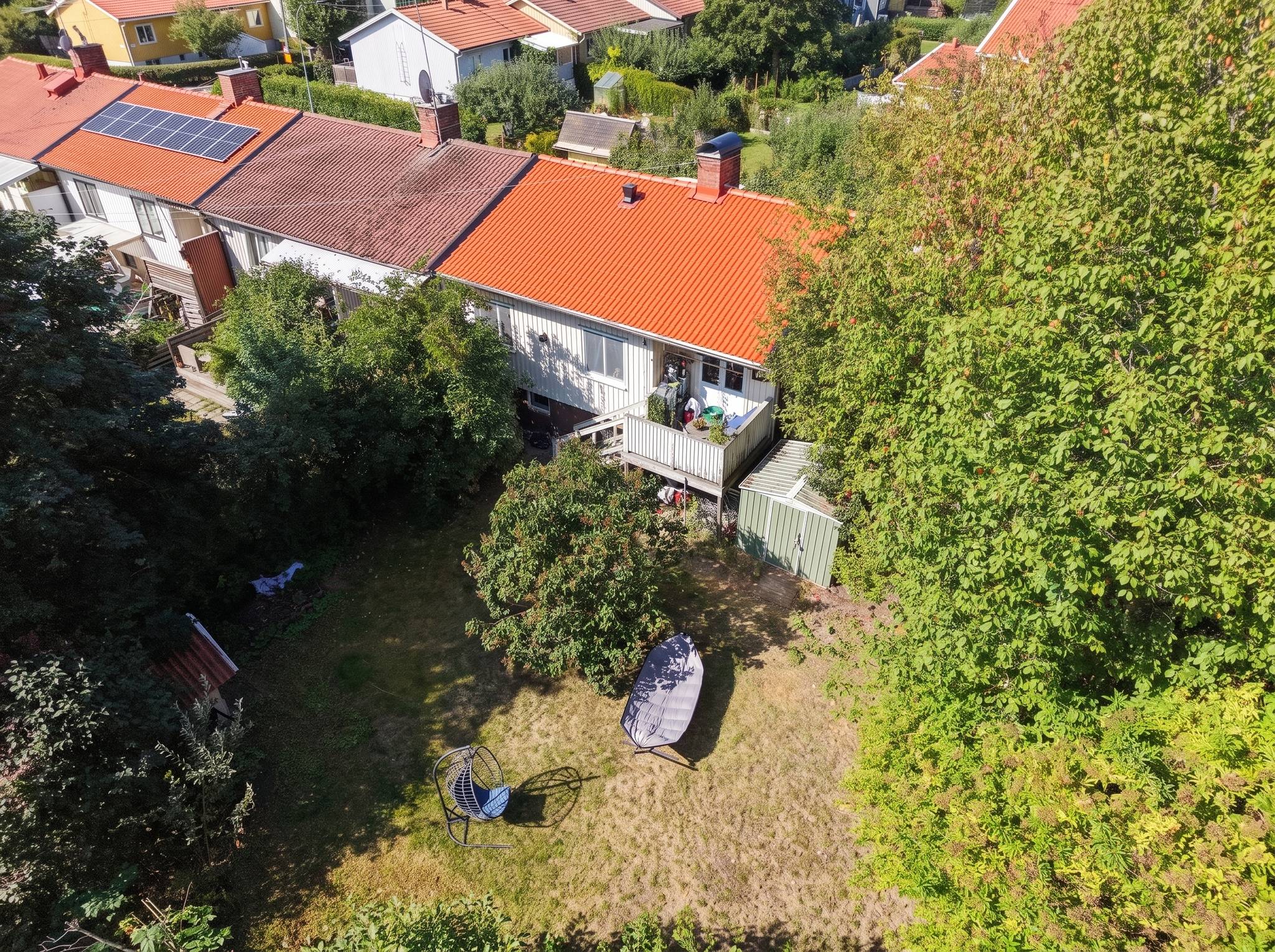 6 rum Radhus på Kedjevägen 41 Älvsjö Stockholms kommun - bild 2