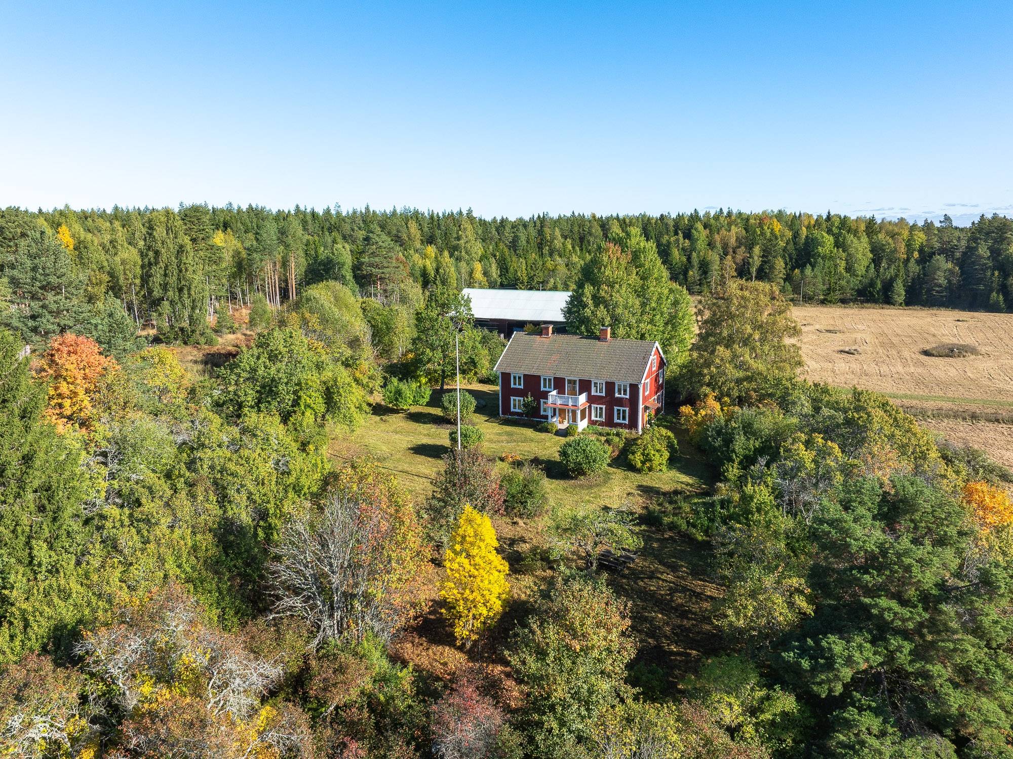9 rum villa på Stalbo 642 Tärnsjö, Heby kommun - bild 1