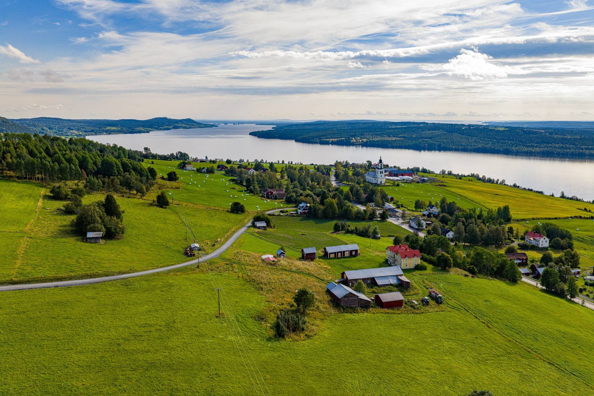 Gård med jordbruk på Alsen Krokoms kommun - bild 36