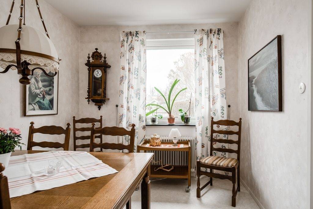3 rum Radhus på Djurgårdsvägen 5 E Bågen Skara kommun - bild 11