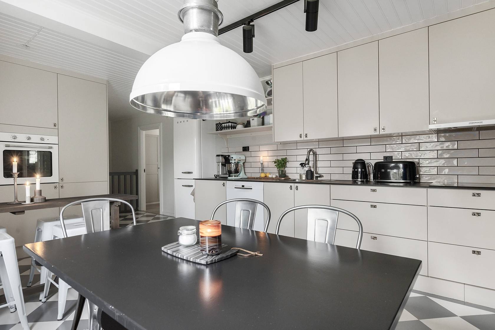 6 rum Villa på Brovägen 9 Mullhyttan Lekebergs kommun - bild 3