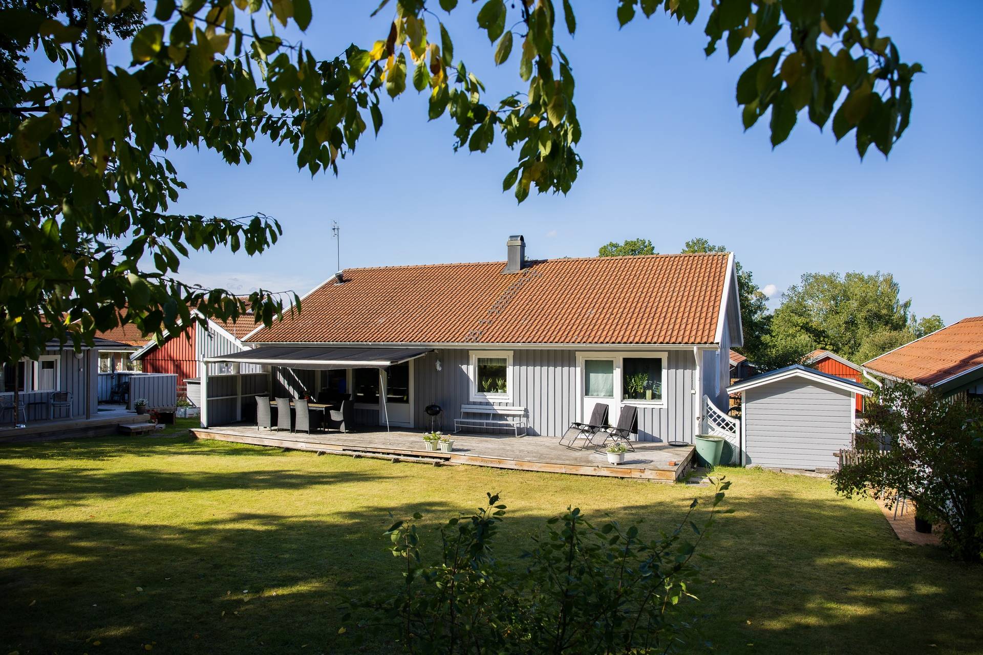 4 rum villa på Taggbuskevägen 5 Almvik, Västerviks kommun - bild 1