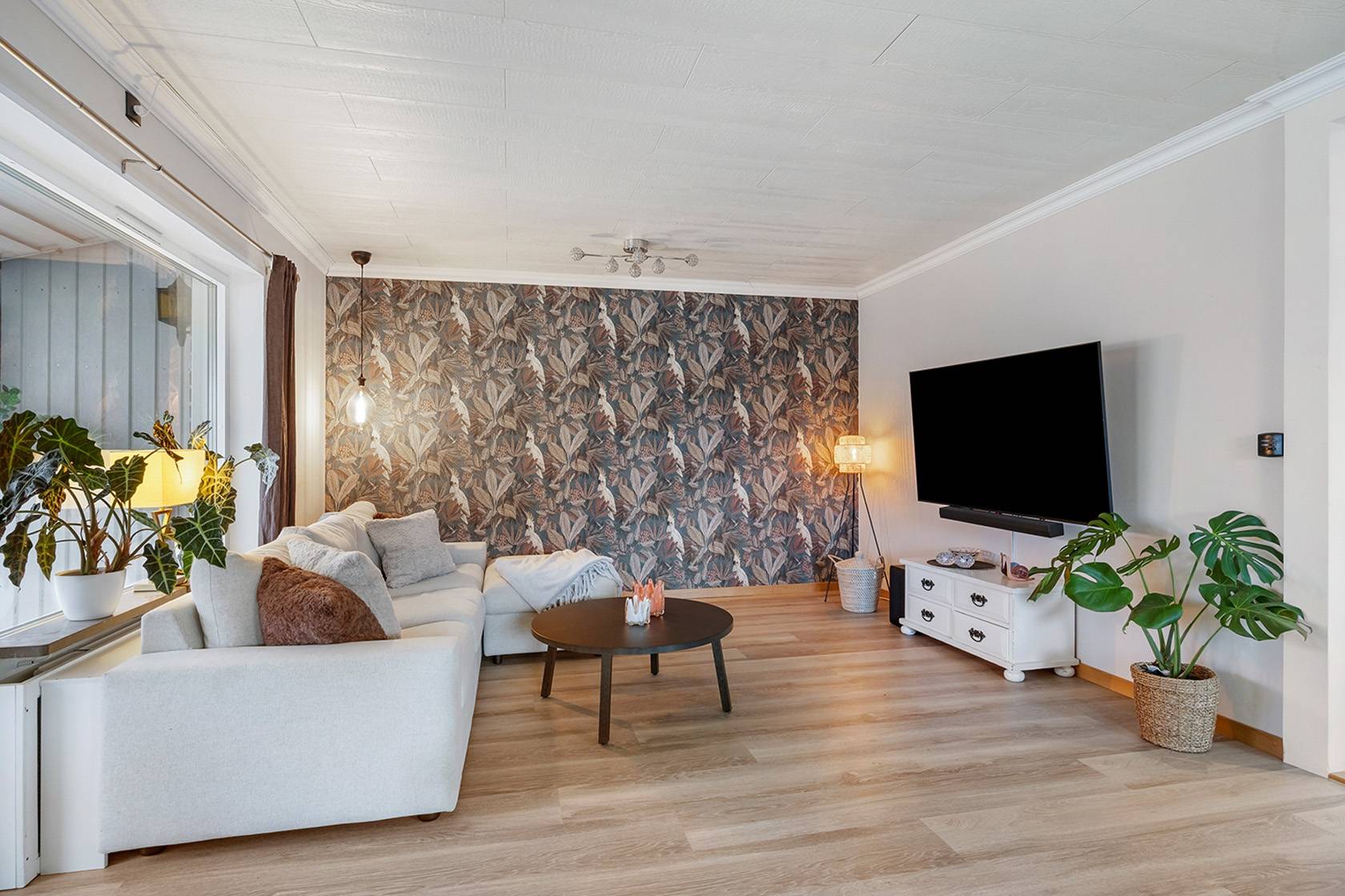 8 rum villa på Asphagsvägen 6A Hällby, Eskilstuna kommun - bild 5