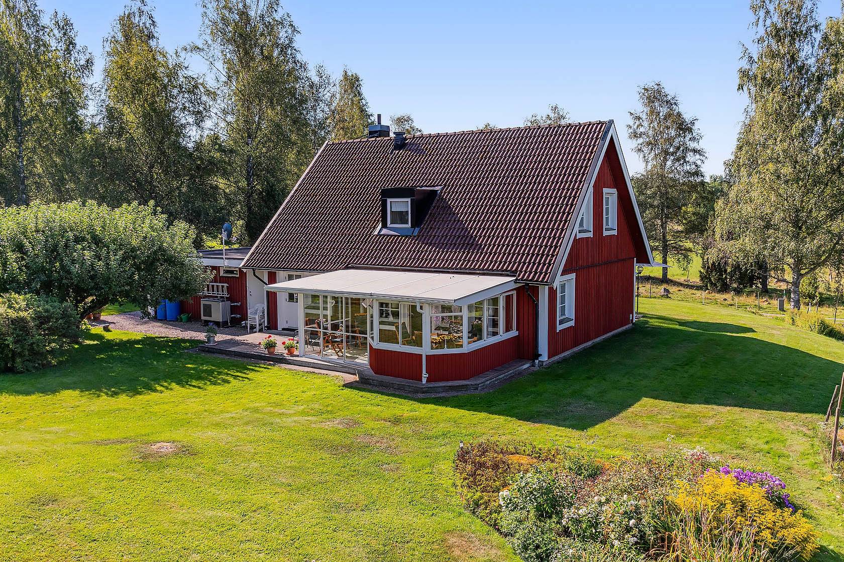 6 rum gård utan jordbruk på Valltrand 2 Österåker, Vingåkers kommun - bild 3