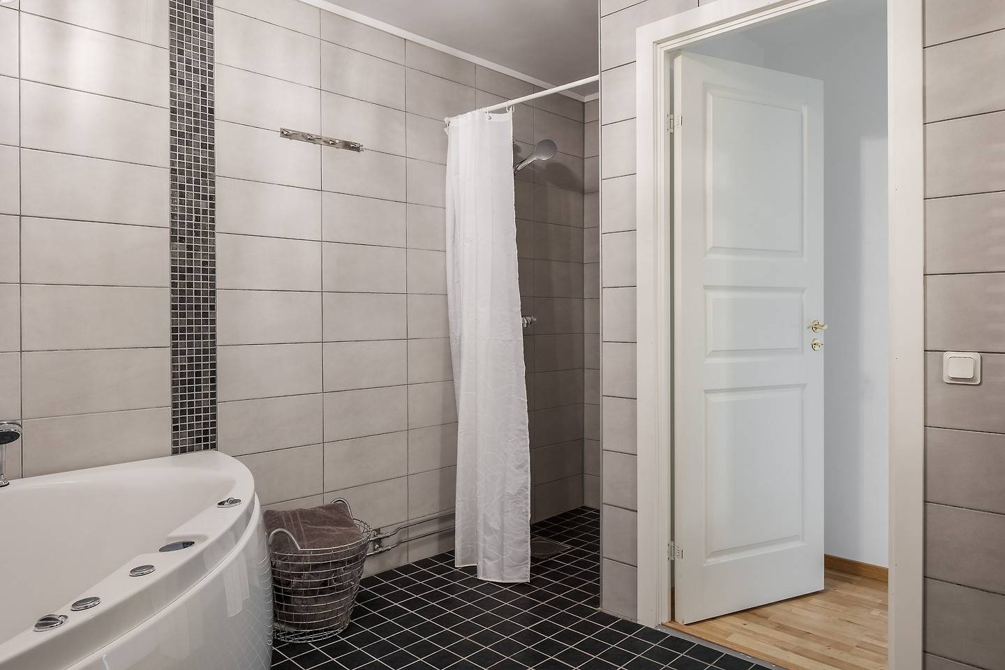 5 rum Radhus på Daggkåpevägen 35A Dälderna Skövde kommun - bild 28