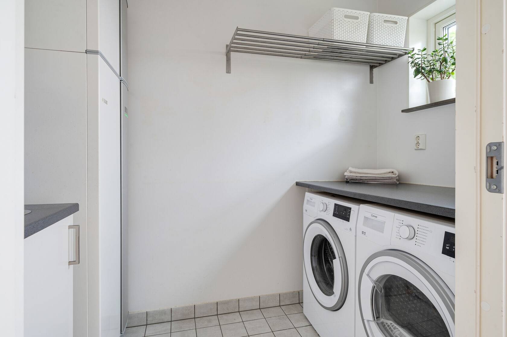 5 rum Radhus på Stenbrottet 16 Mölnlycke Härryda kommun - bild 4