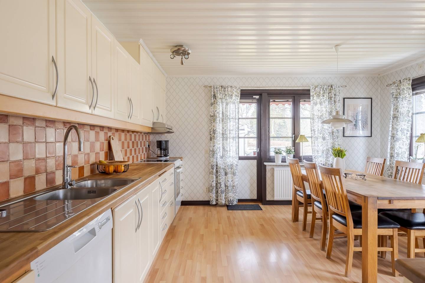 4 rum Villa på Ledsjövägen 30 Lundsbrunn Götene kommun - bild 14