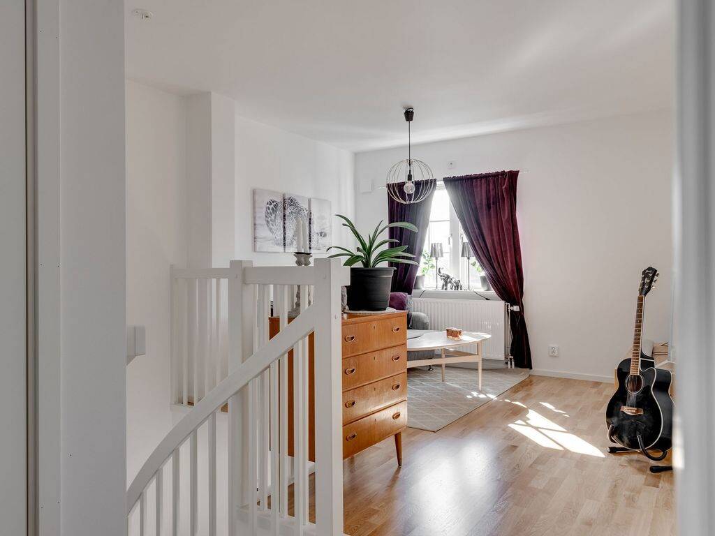6 rum Radhus på Nästegårdsvägen 37H Lillån Örebro kommun - bild 16